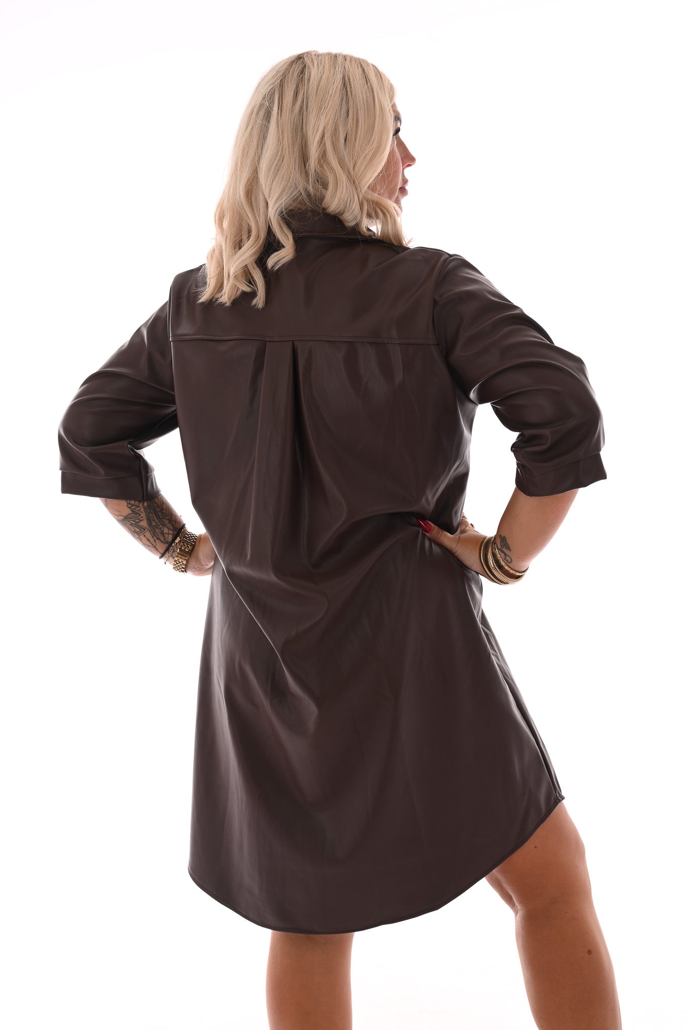 Leatherlook doorknoop jurk bruin
