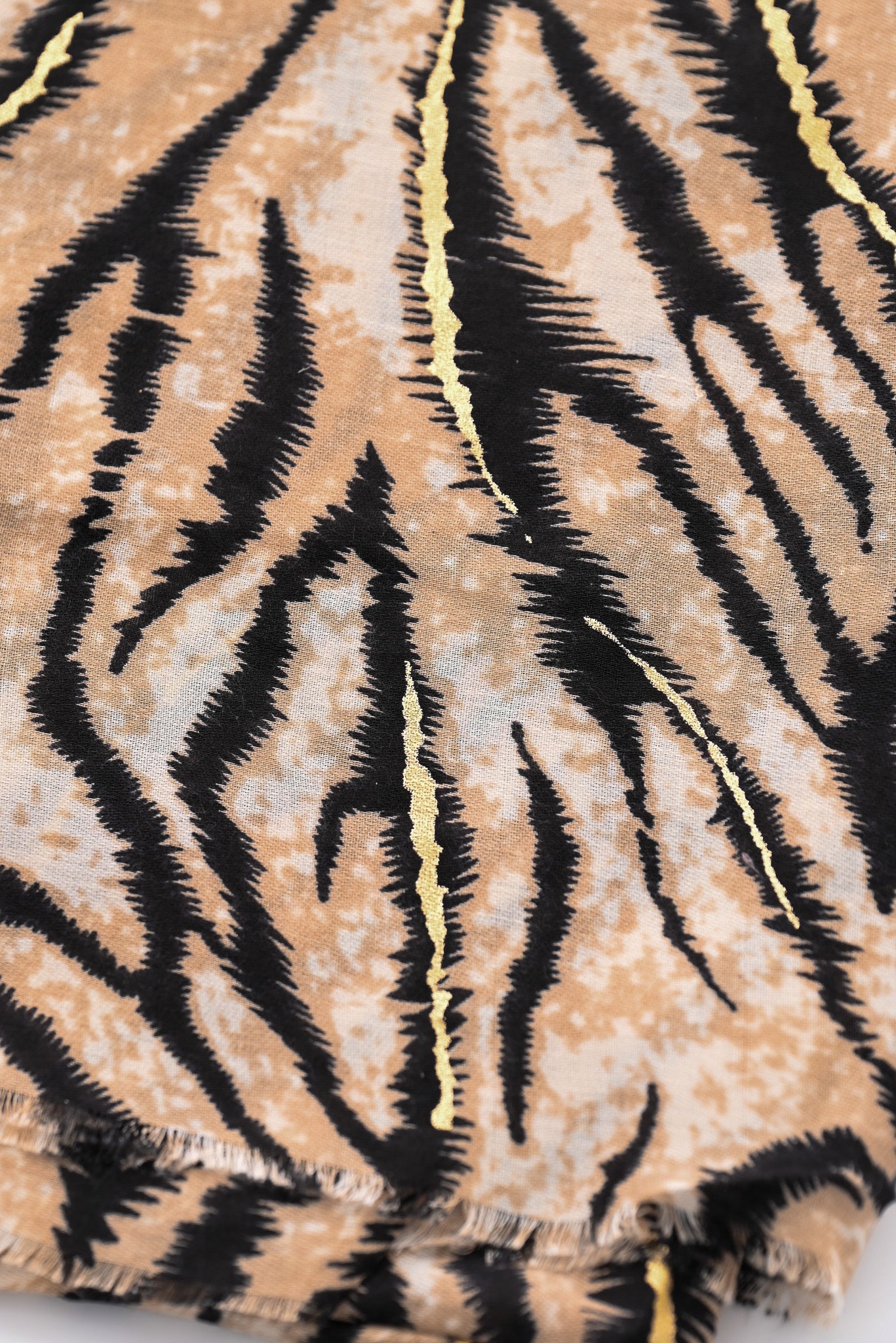 Sjaal tijger print beige