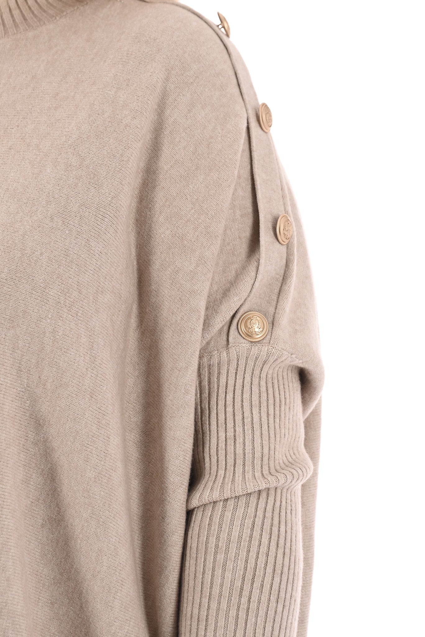 Trui franjes en knopen beige