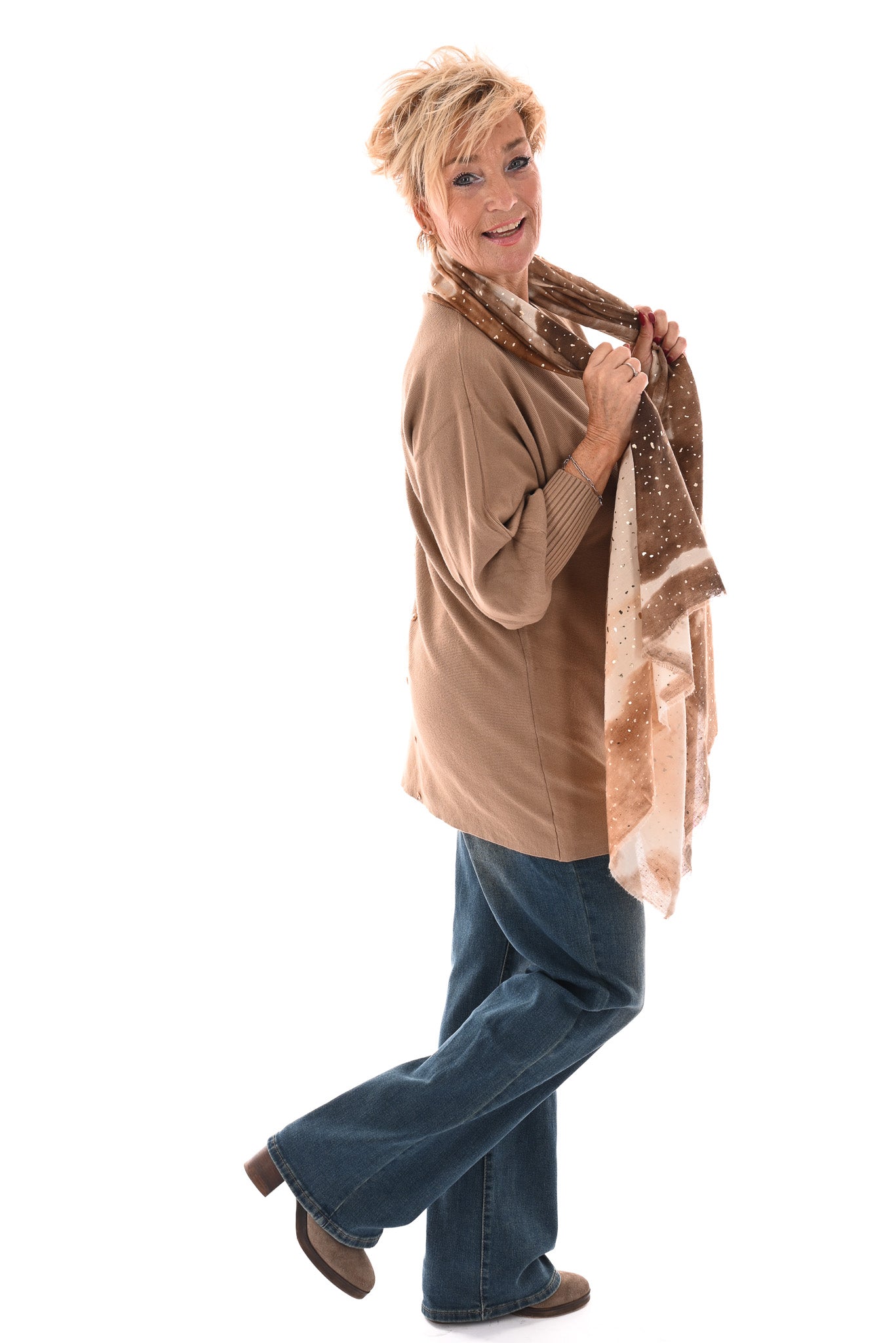 Trui met knoopjes pofmouwen camel