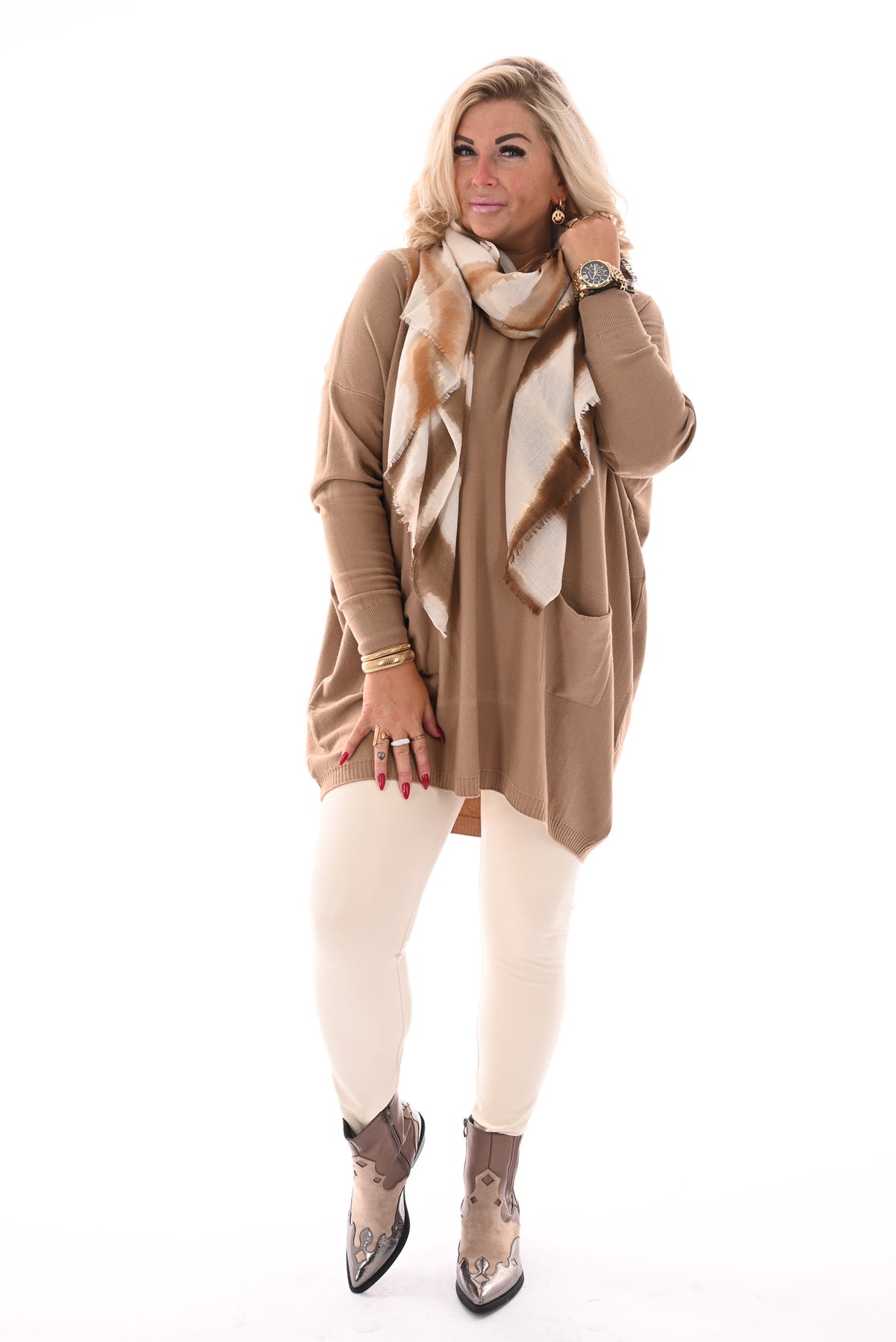 Trui met zakken en knoopjes camel