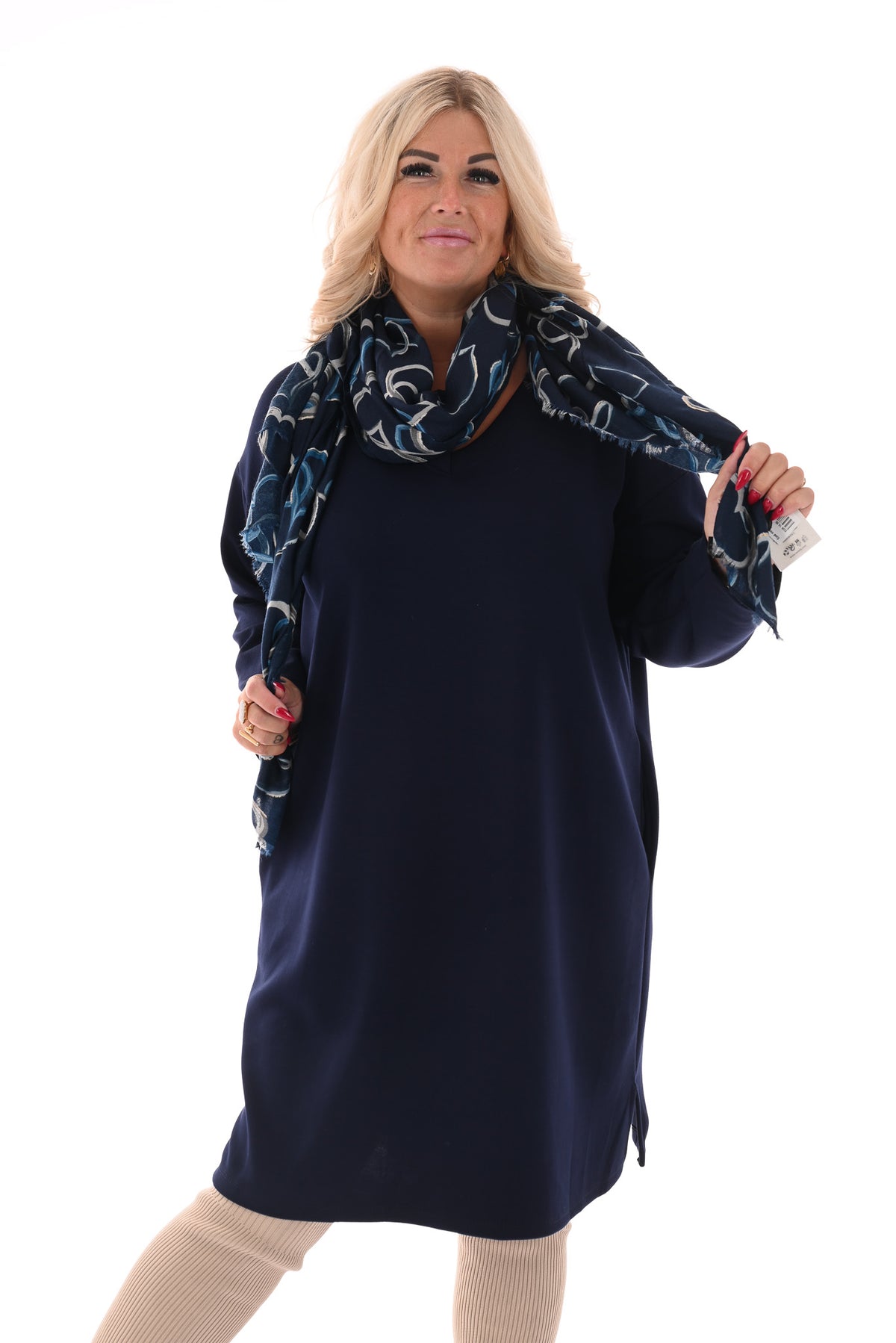 Sweaterdress v-hals applicatie marineblauw