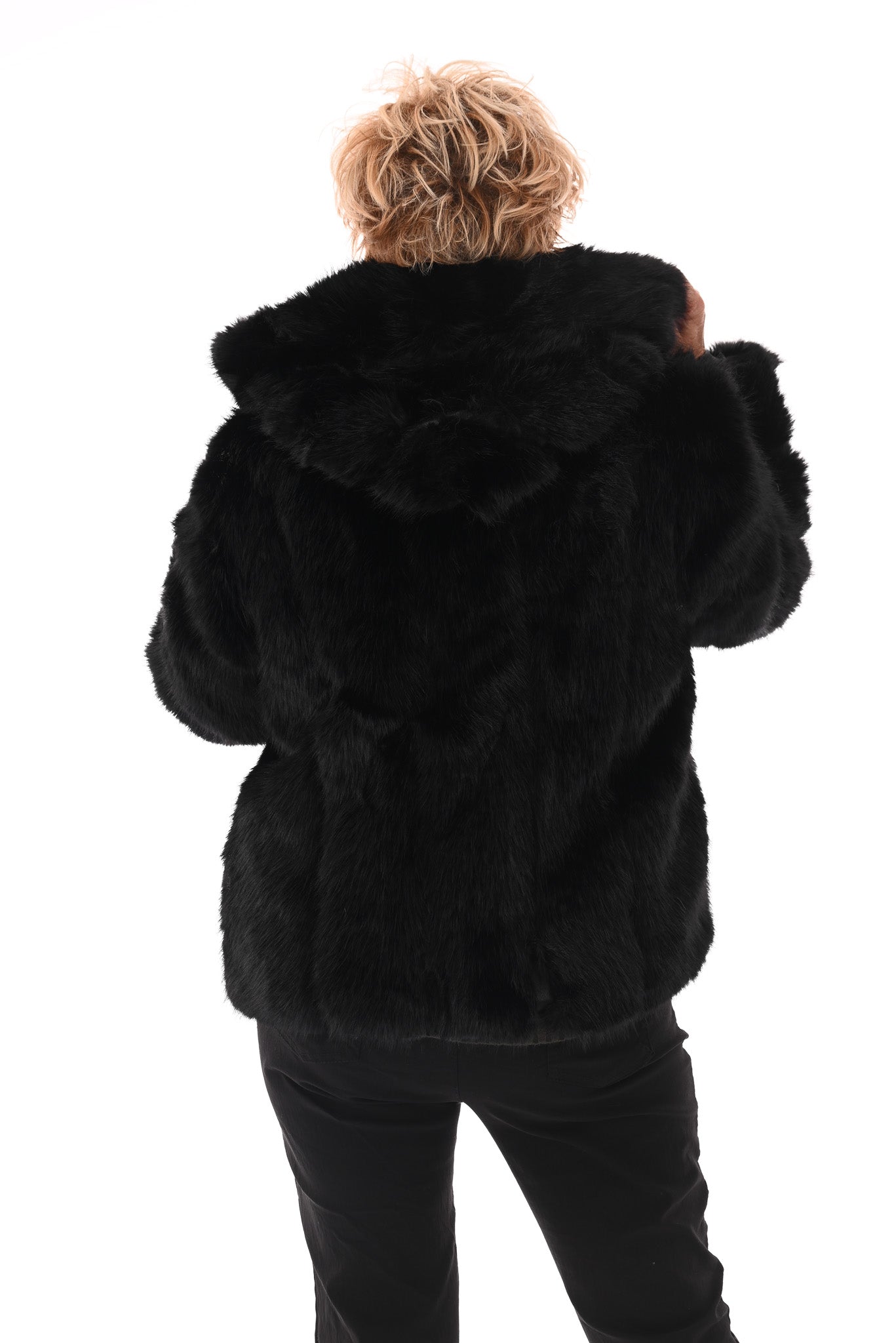 Faux fur jas met capuchon zwart