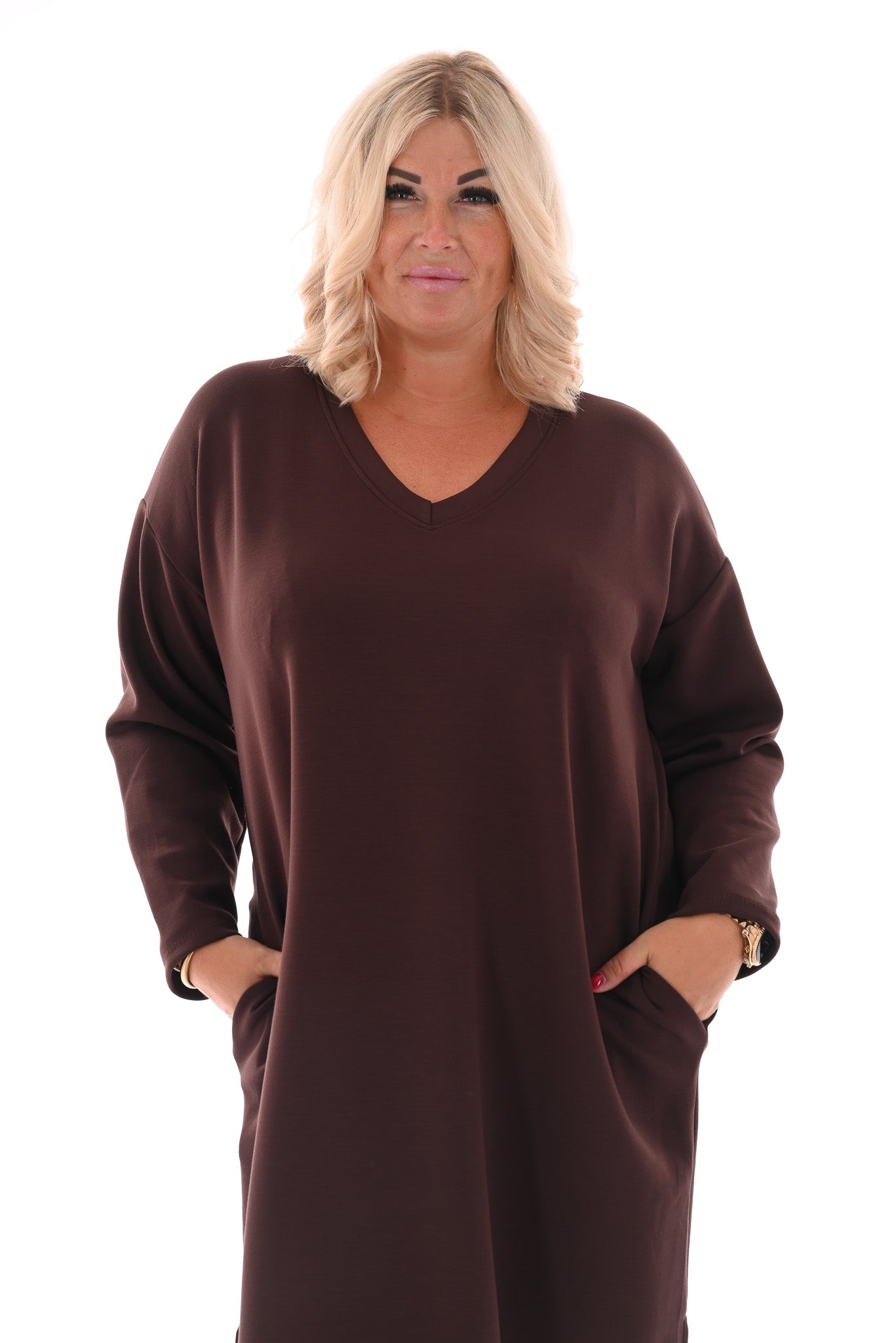 Sweaterdress v-hals applicatie donkerbruin
