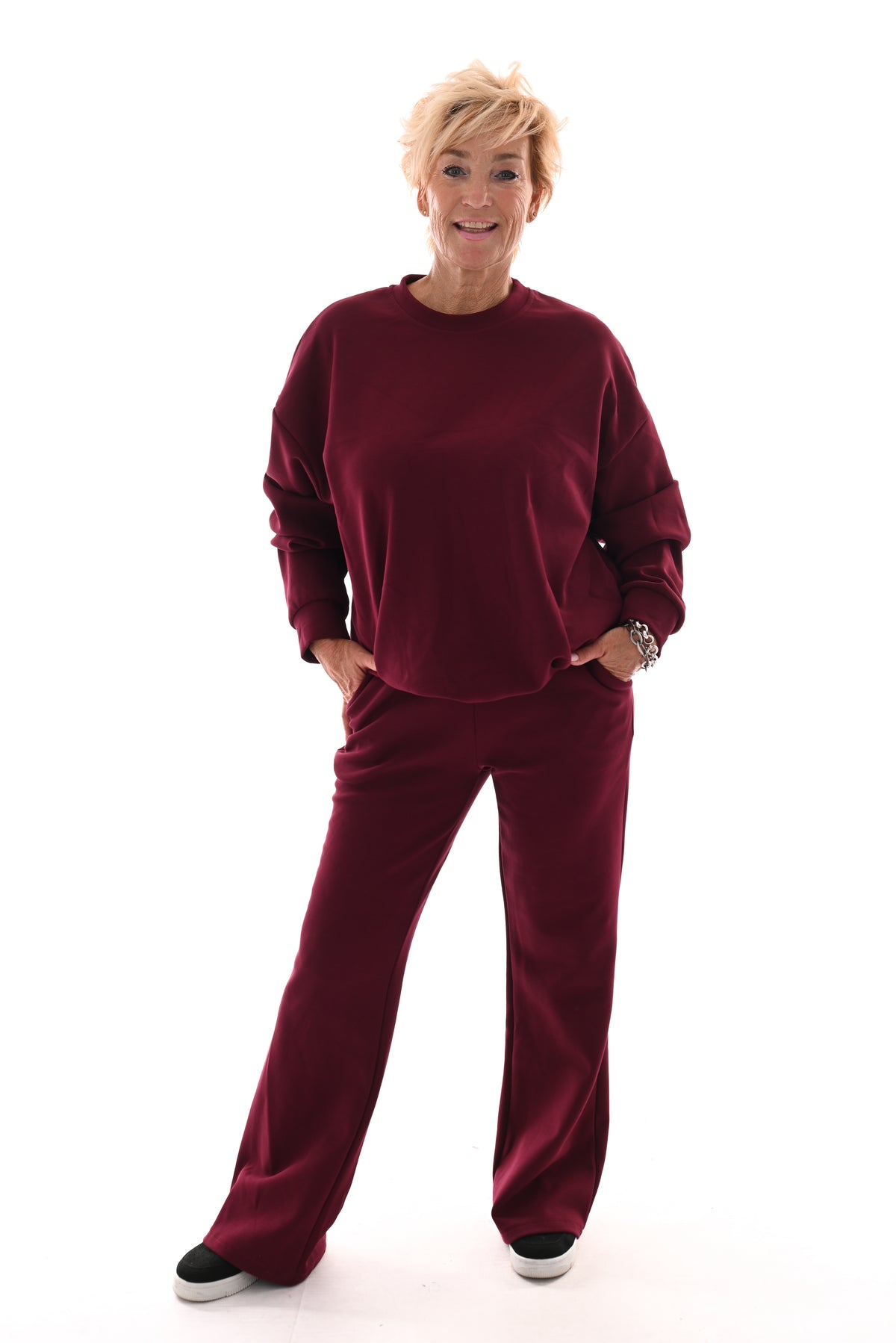 Tweedelig pak ronde hals  uni bordeaux