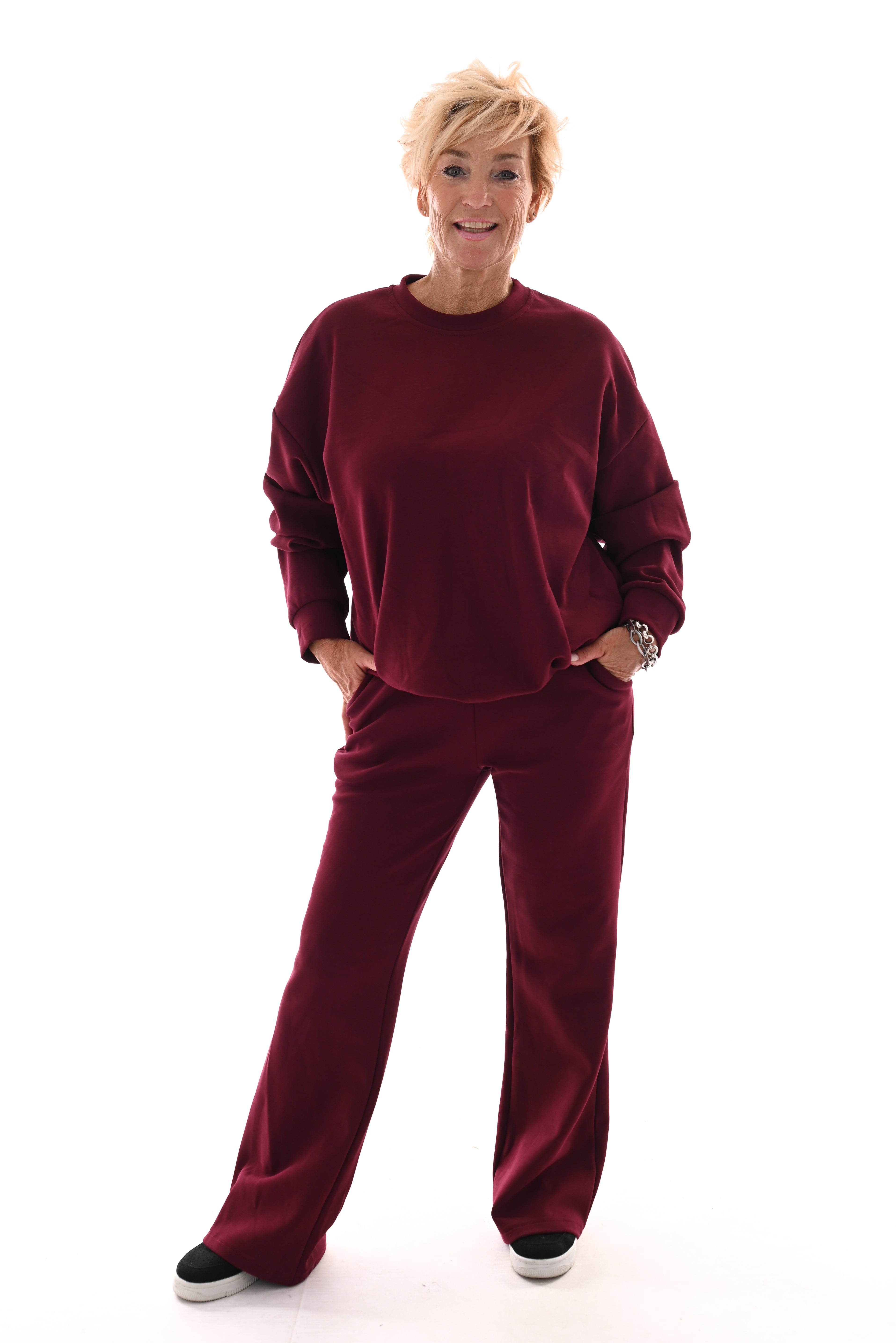 Tweedelig pak ronde hals  uni bordeaux