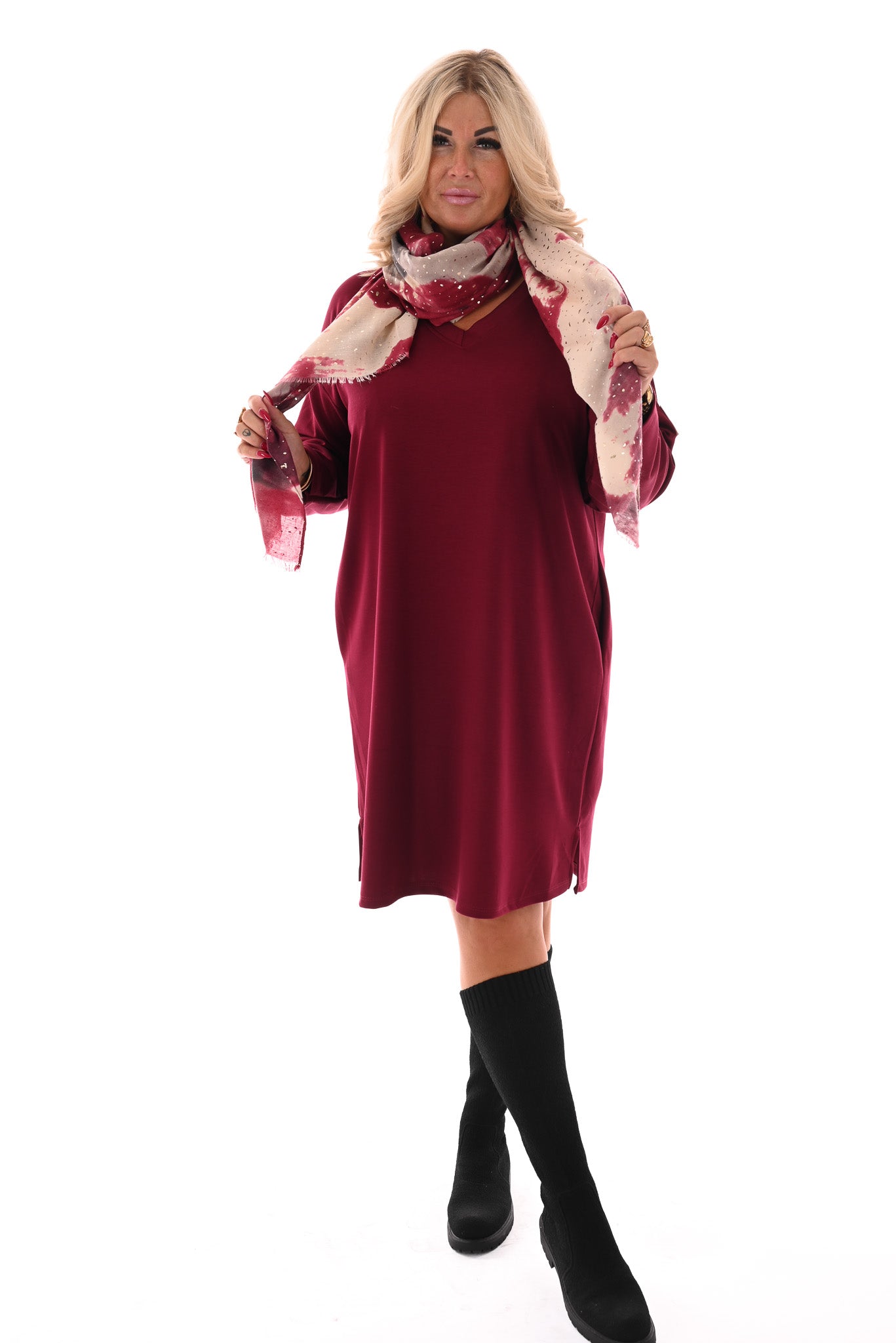 Sweaterdress v-hals applicatie bordeaux