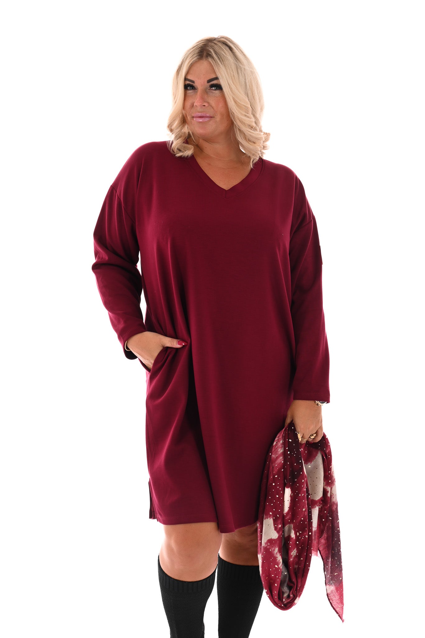 Sweaterdress v-hals applicatie bordeaux