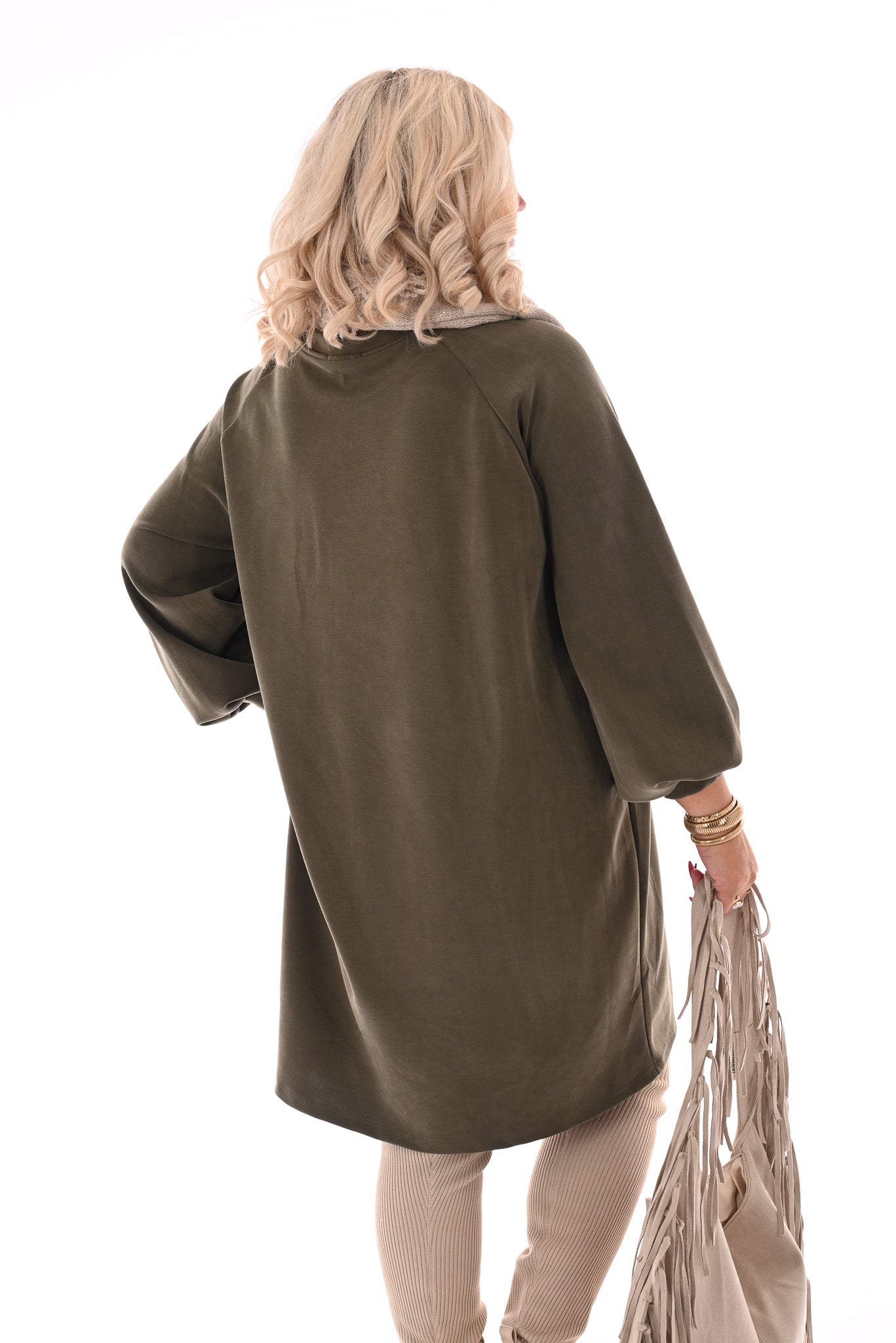 Sweaterdress pofmouwen groen