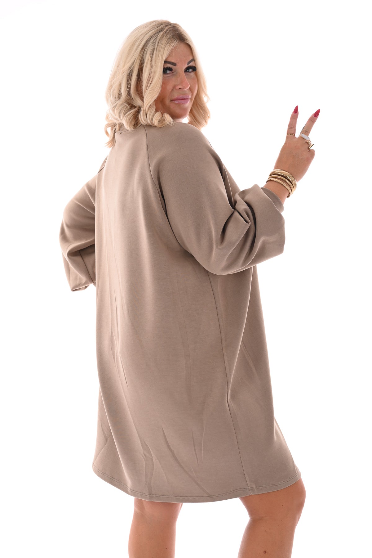 Sweaterdress pofmouwen beige