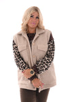 Boucle gilet met knopen en zakken beige
