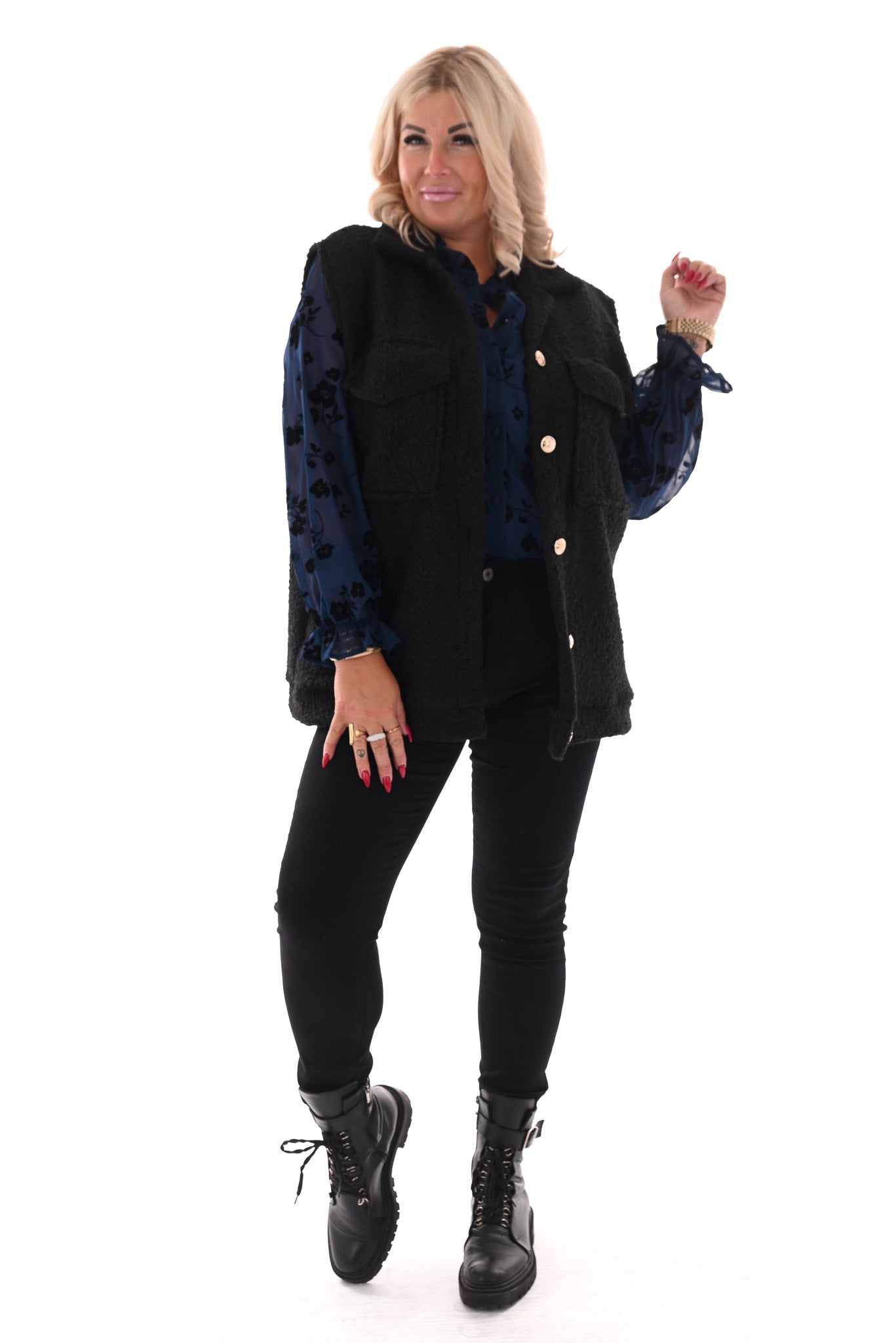 Boucle gilet met knopen en zakken zwart