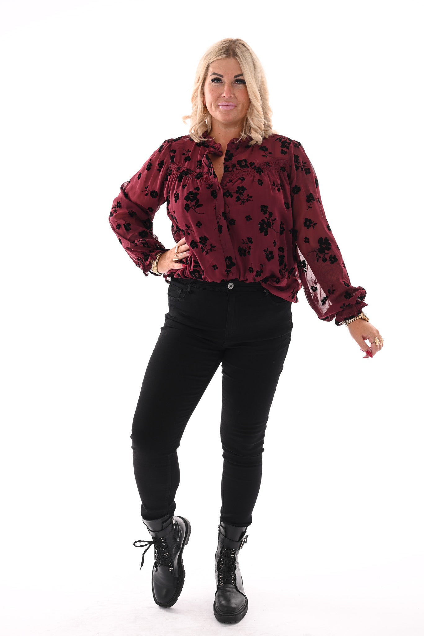 Blouse flowers bordeaux