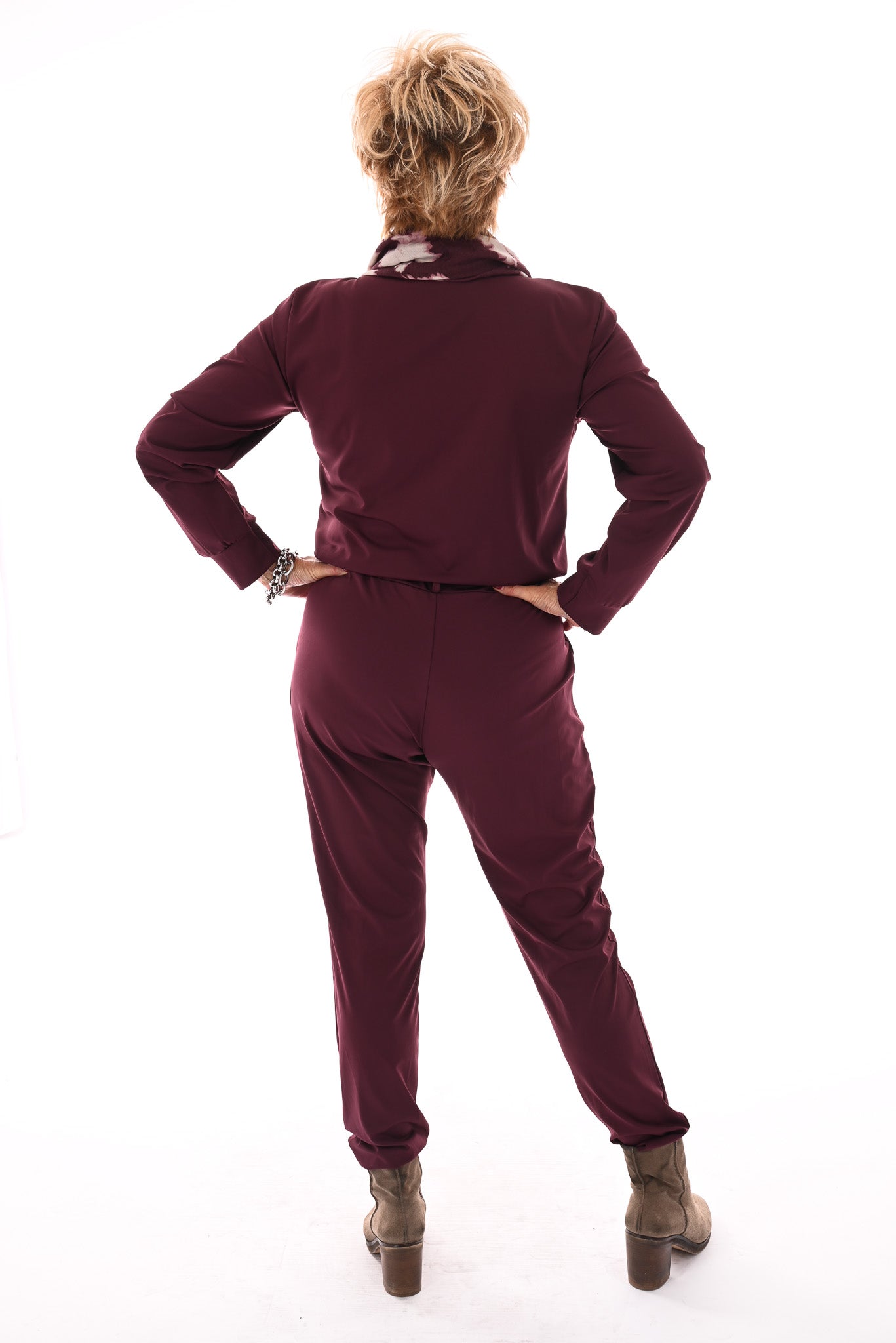 Travel jumpsuit met ceintuur aubergine