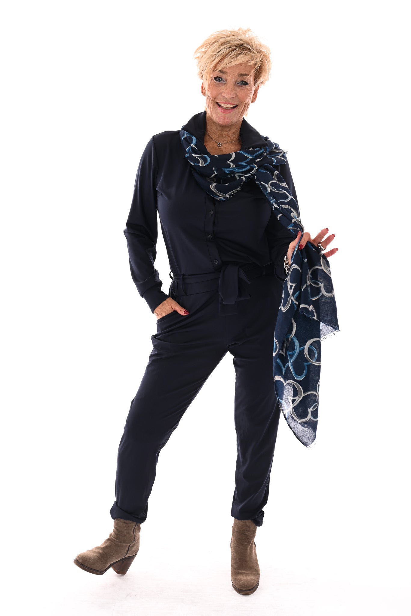 Travel jumpsuit met ceintuur marineblauw