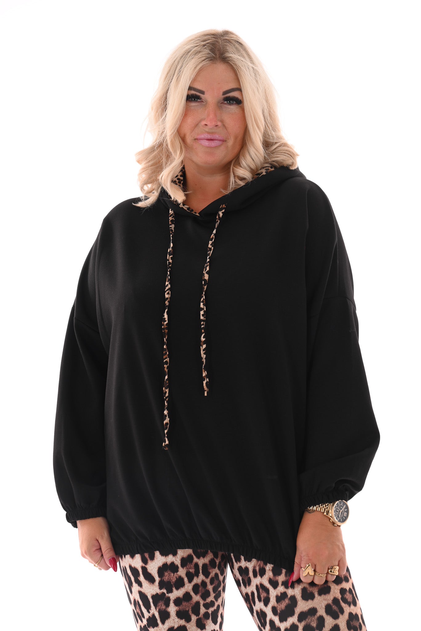 Sweater met capuchon panterprint randje zwart