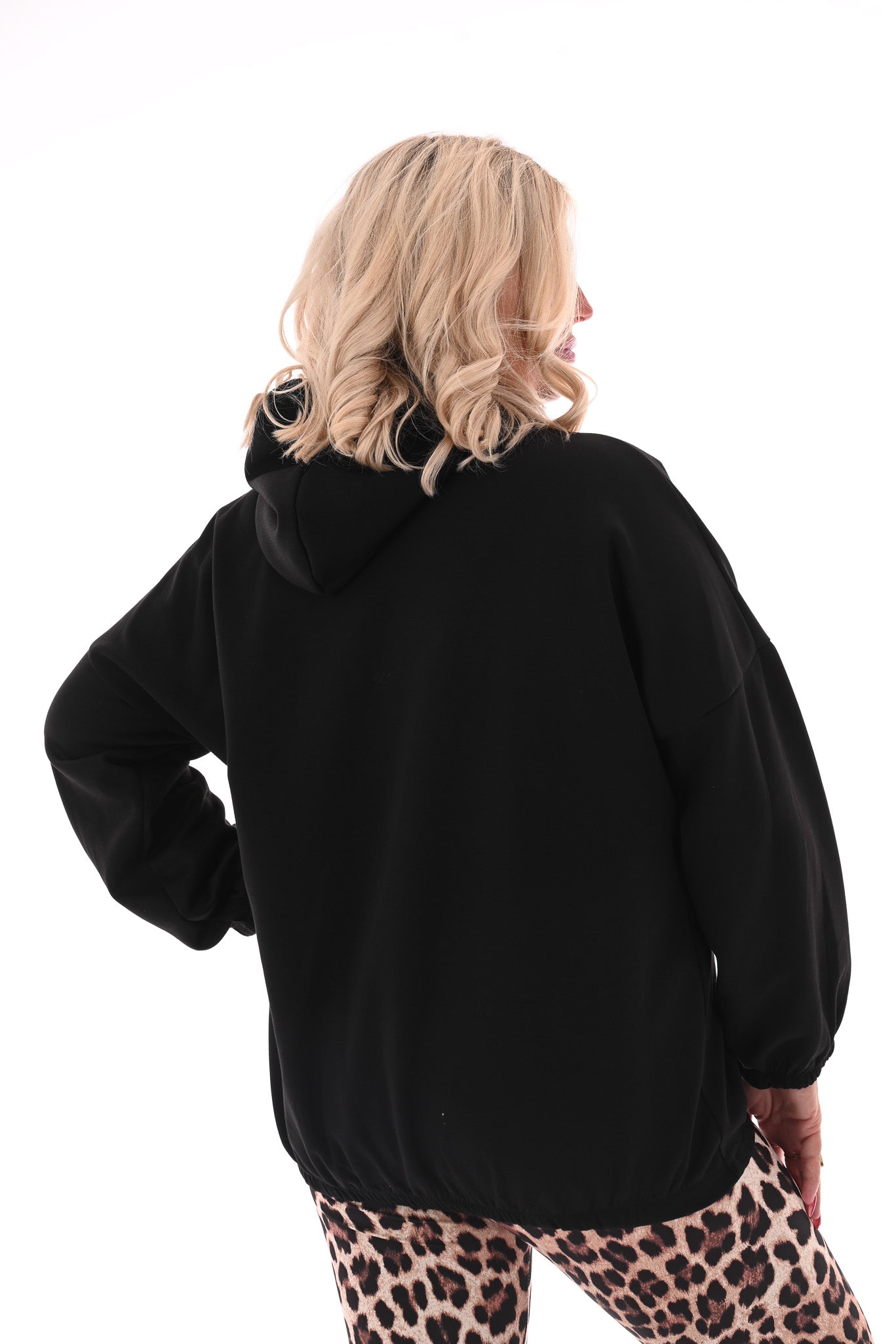 Sweater met capuchon panterprint randje zwart