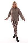 Sweater met capuchon panterprint randje taupe