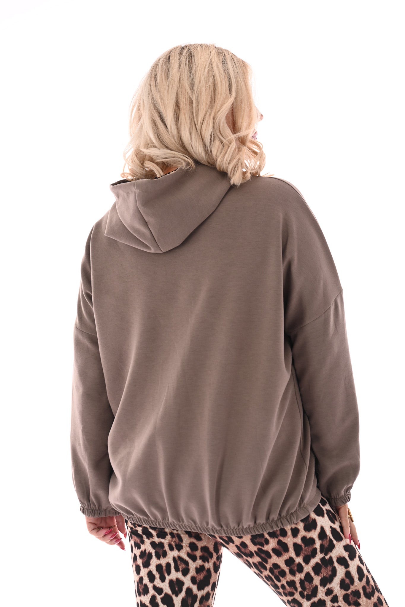 Sweater met capuchon panterprint randje taupe