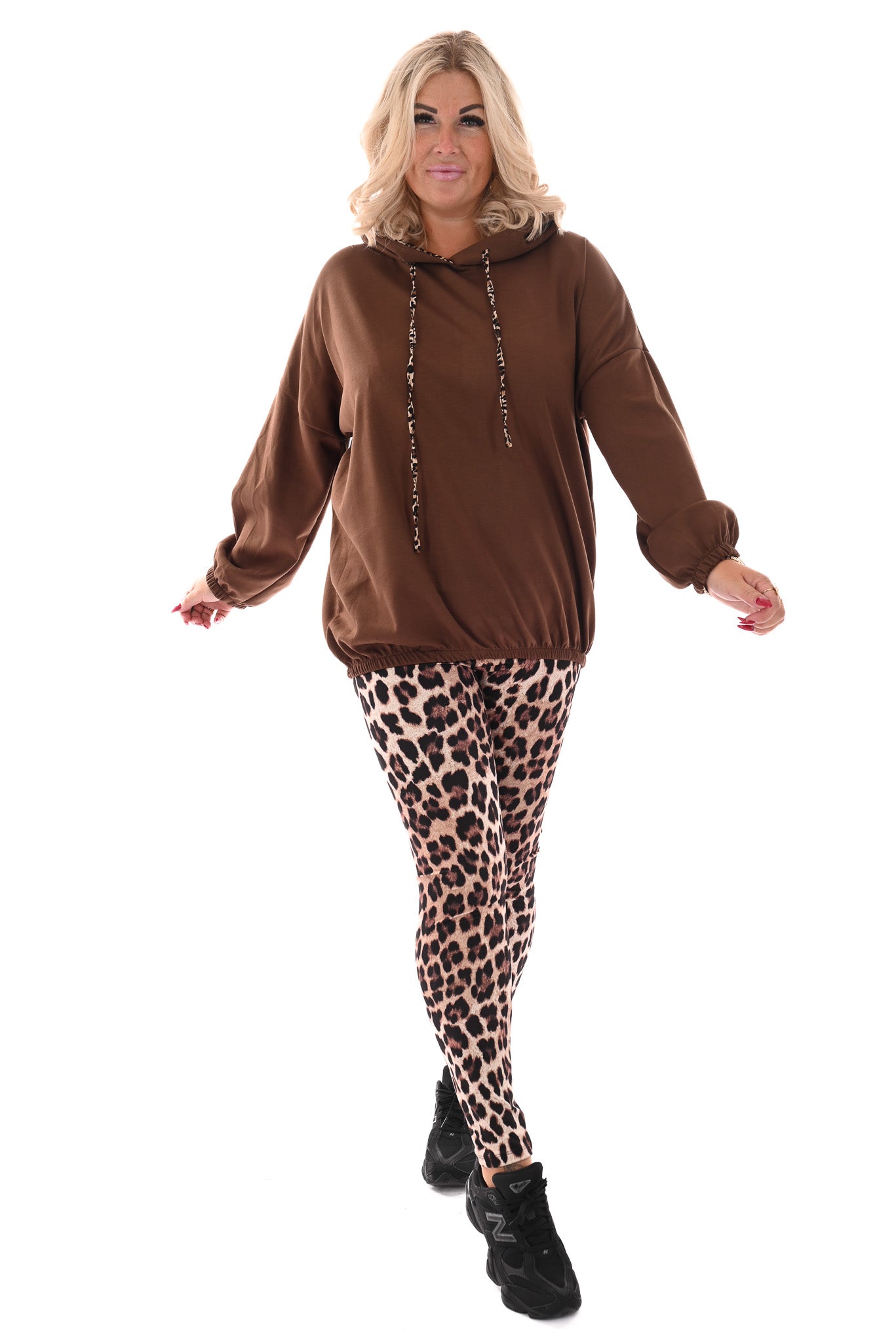 Sweater met capuchon panterprint randje bruin