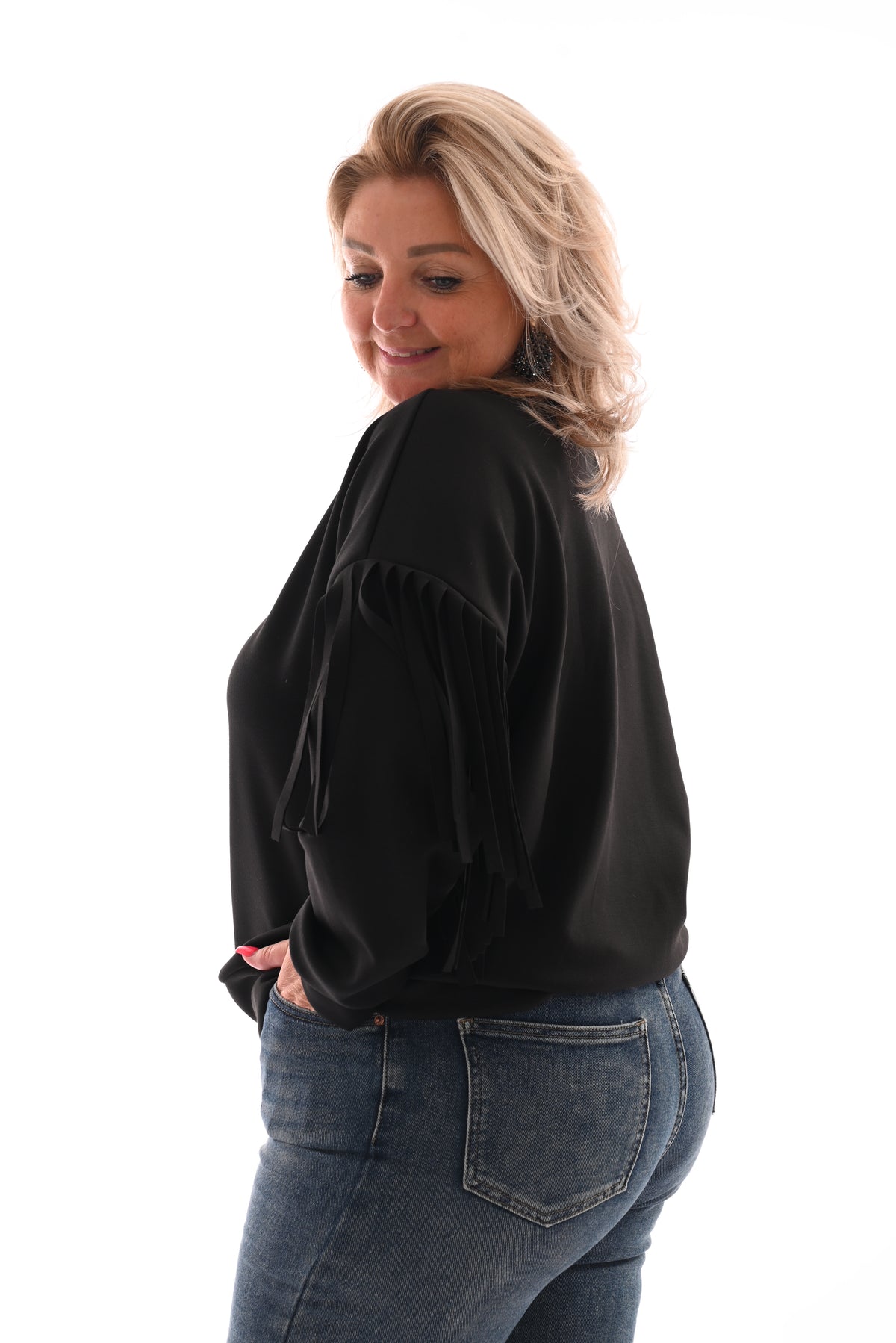 Sweater met franjes aan de mouwen zwart