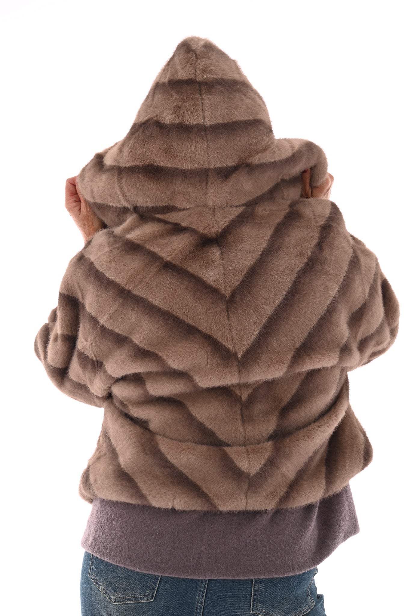 Fijne faux fur met korte mouwen en capuchon beige