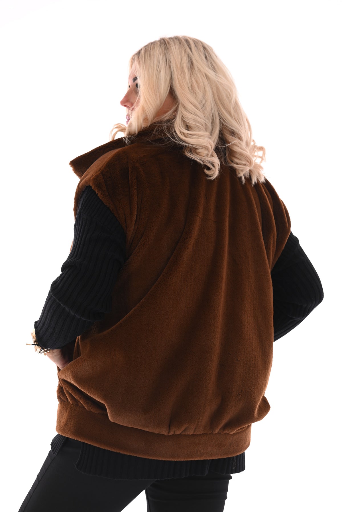 Gilet faux fur met zakken bruin