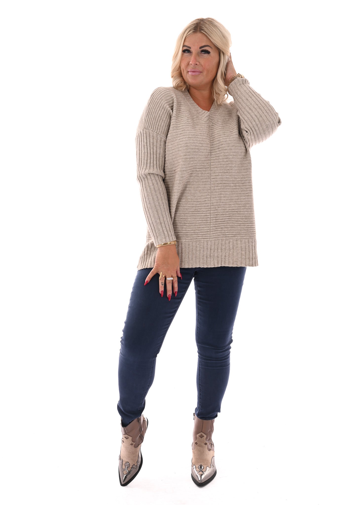 Trui lijnen v-hals beige