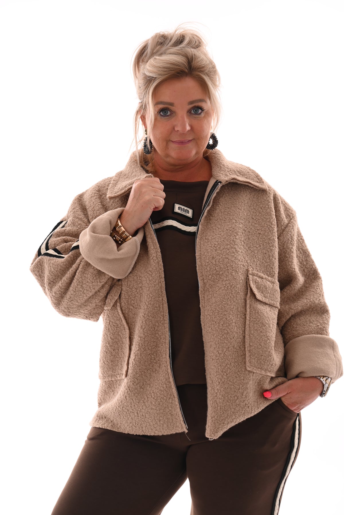 Boucle jas bies strepen camel