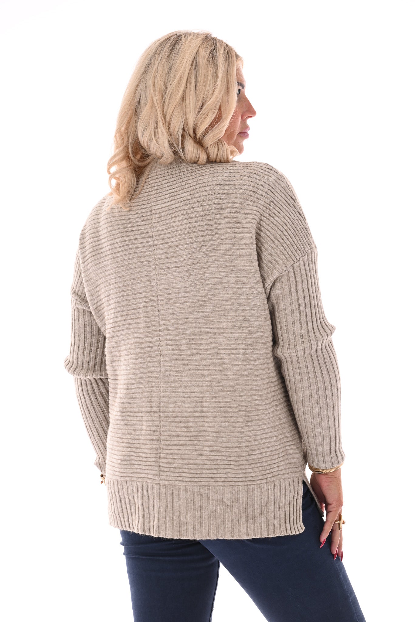 Trui lijnen v-hals beige