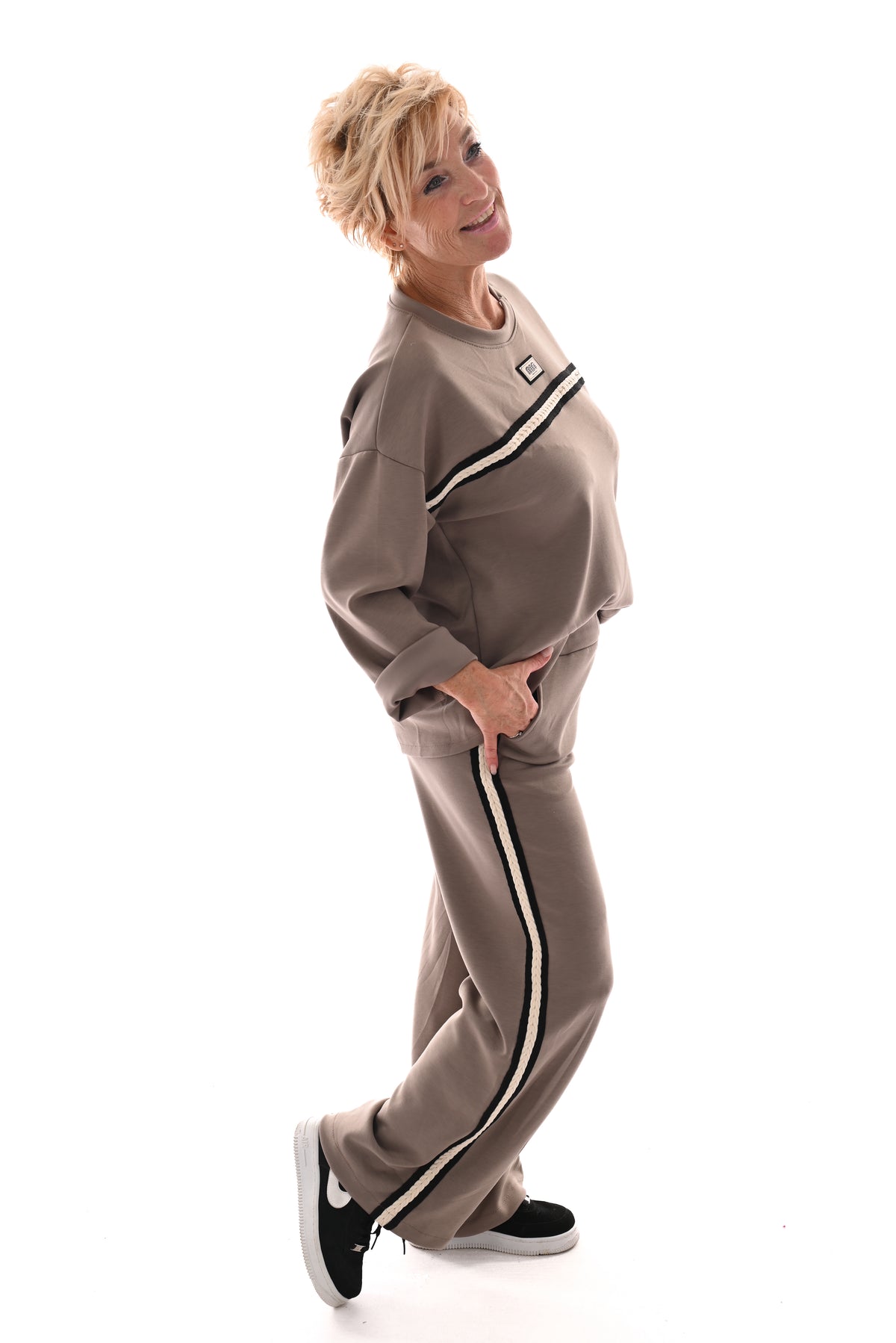 Tweedelig set nin strepenbies taupe