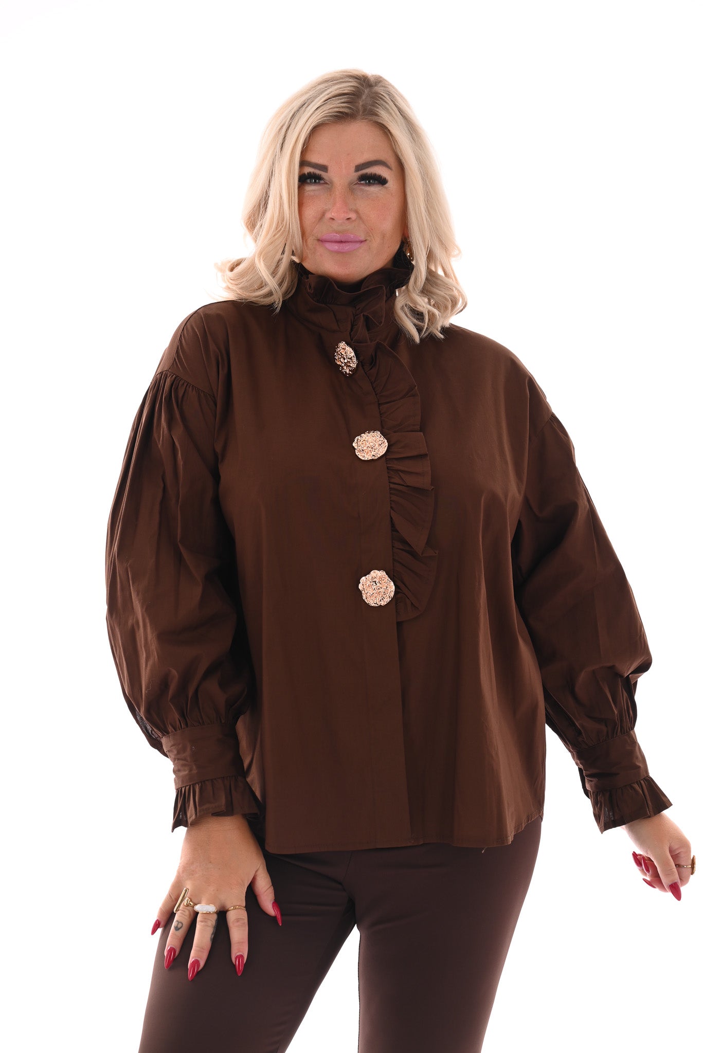 Blouse met roezelkraag bruin