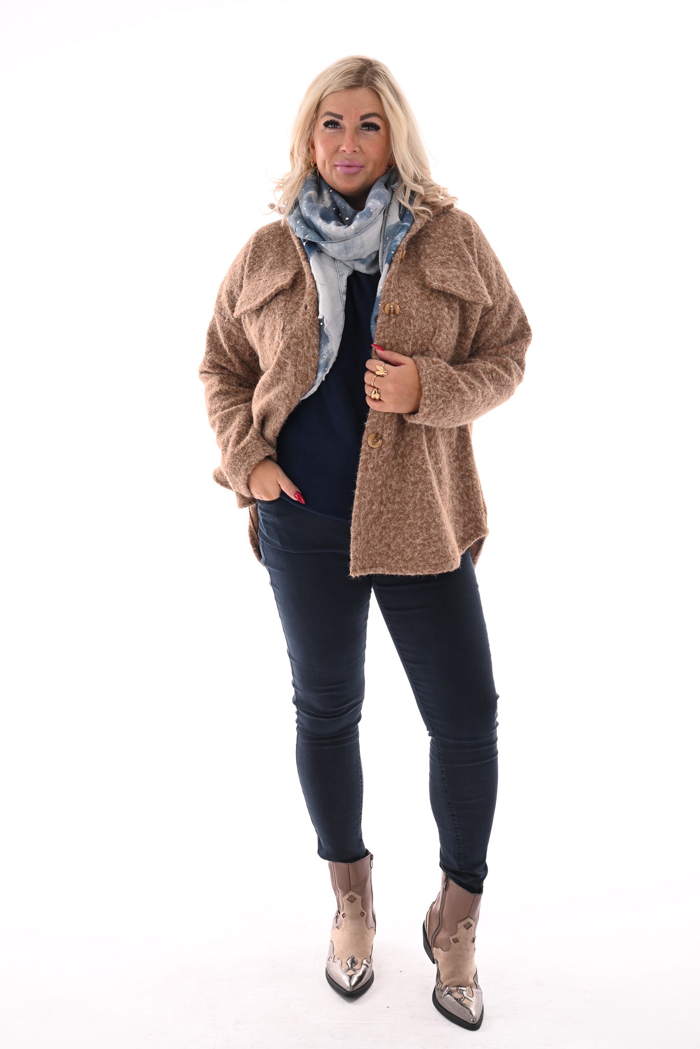 Wavy boucle jas camel