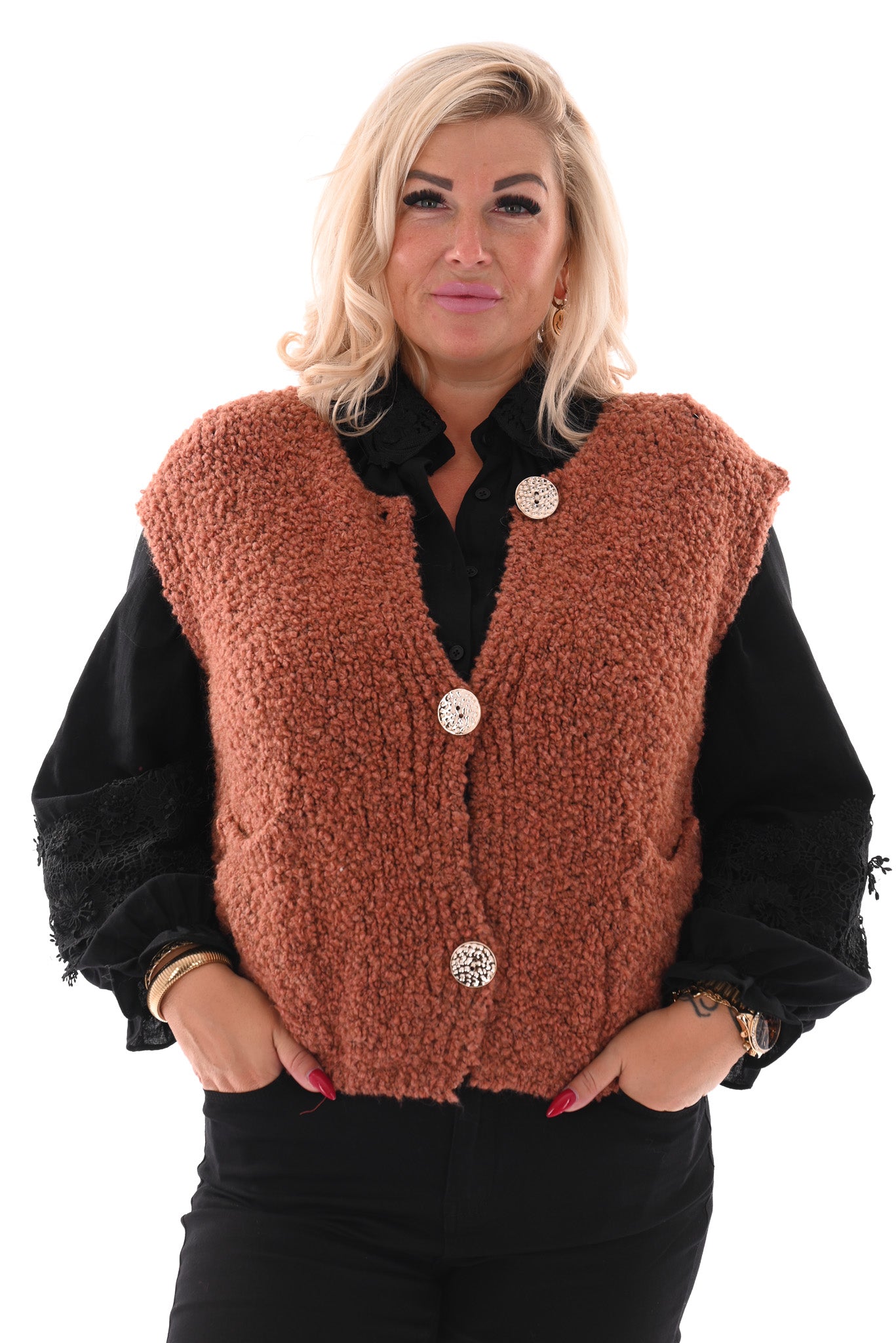 Boucle gilet met knopen brique
