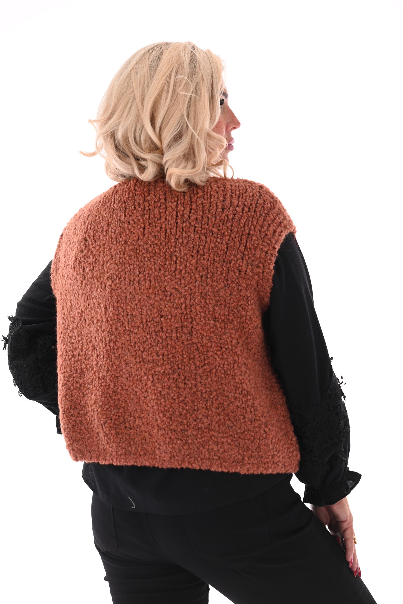 Boucle gilet met knopen brique