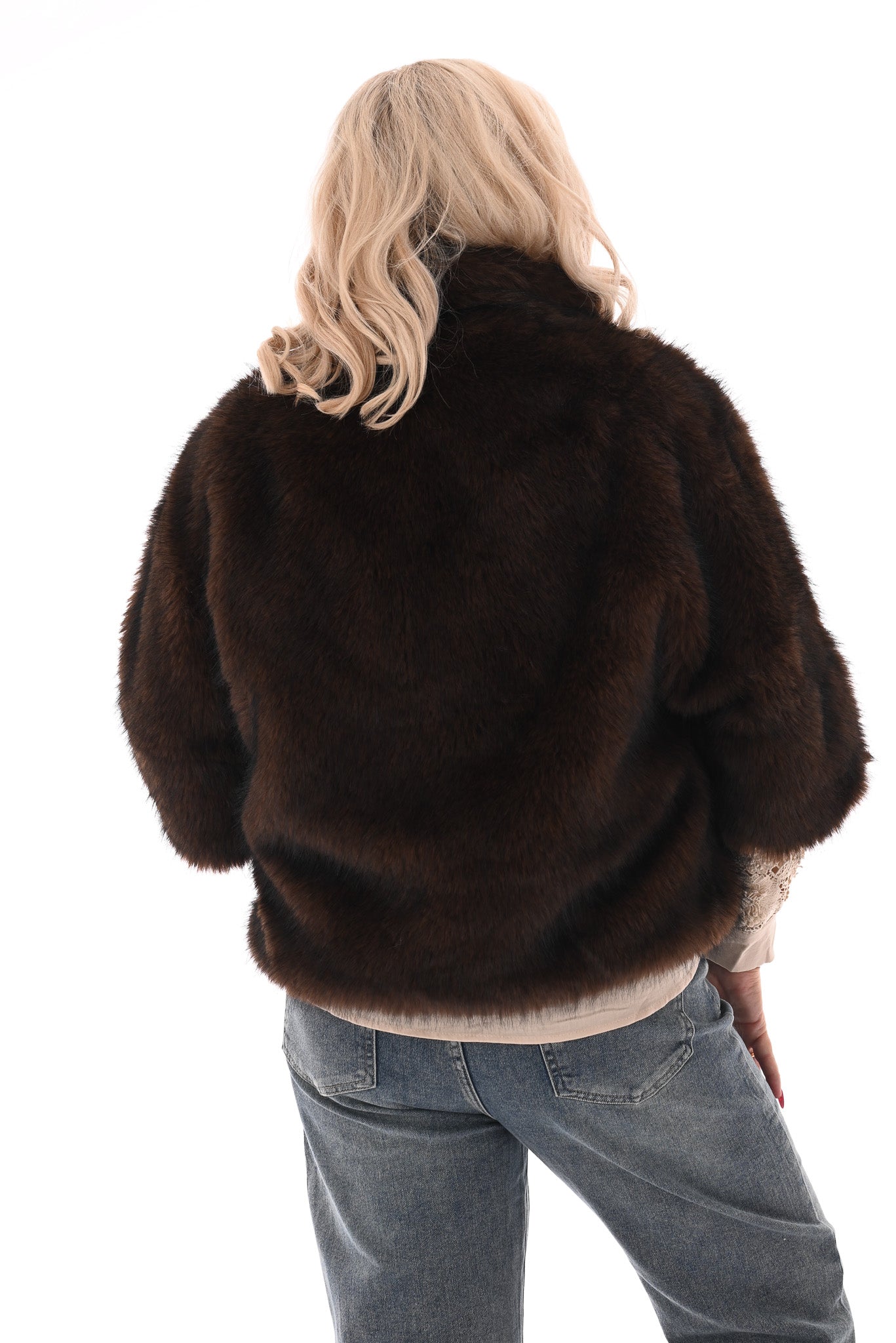 Faux fur jas korte mouwen en opstaande kraag bruin
