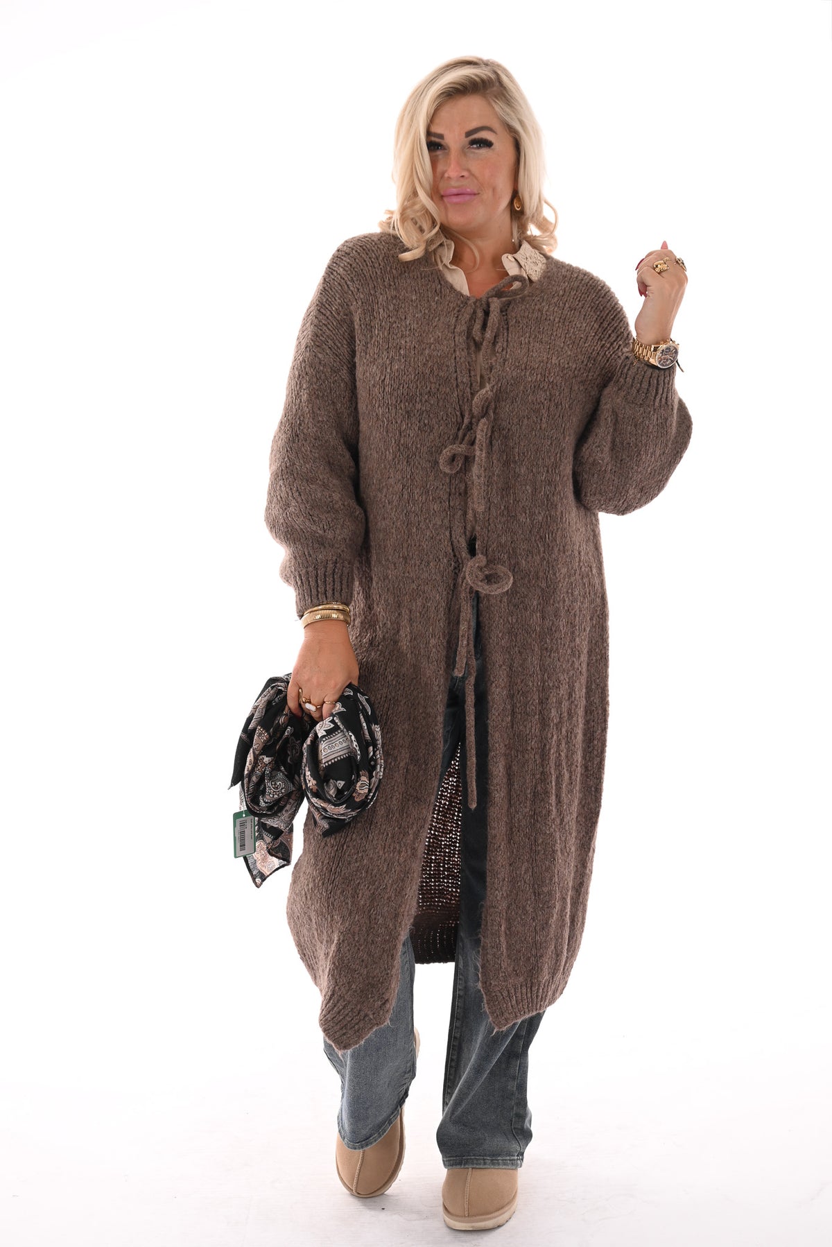 Lang gebreid vest met strik sluiting taupe
