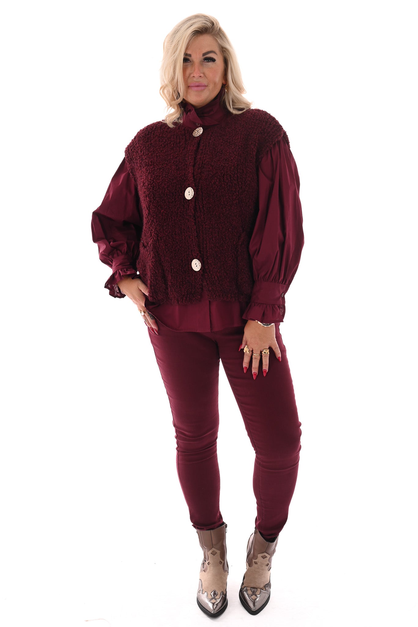 Boucle gilet met knopen bordeaux