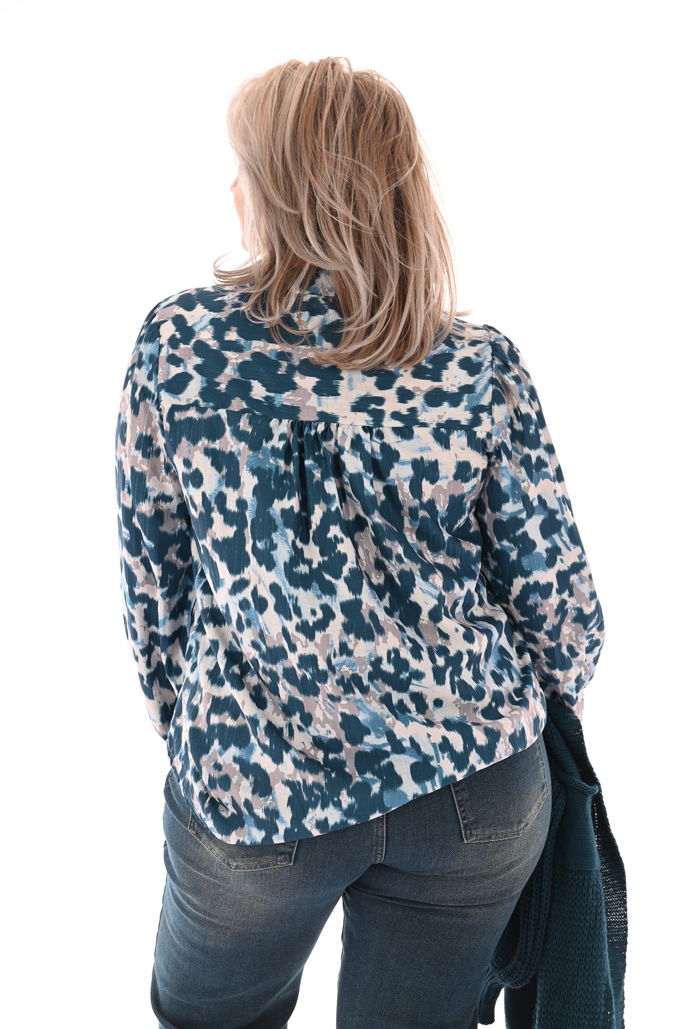 Blouse opstaande kraag panterprint petrol