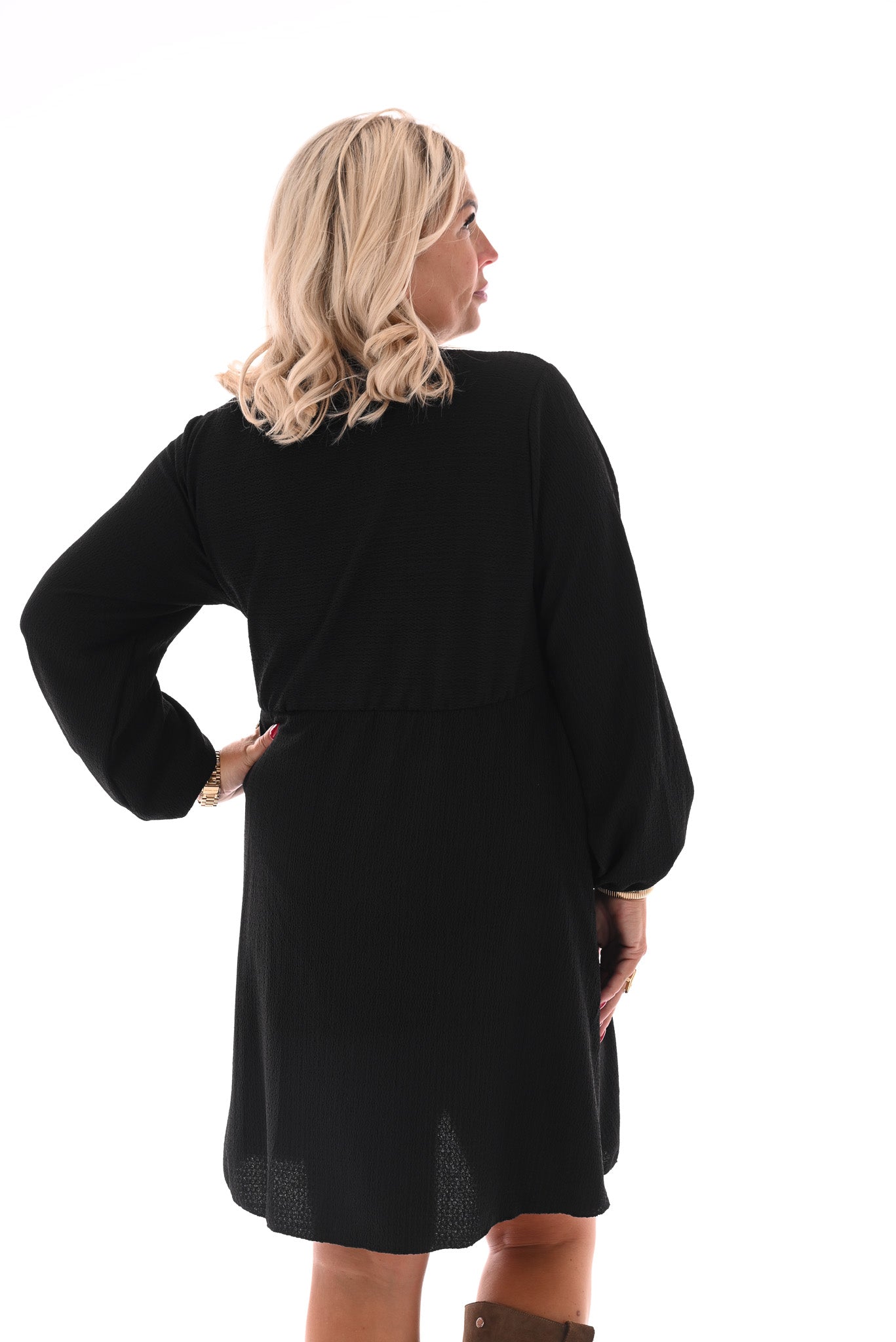 Korte crepe jurk met strik uni zwart