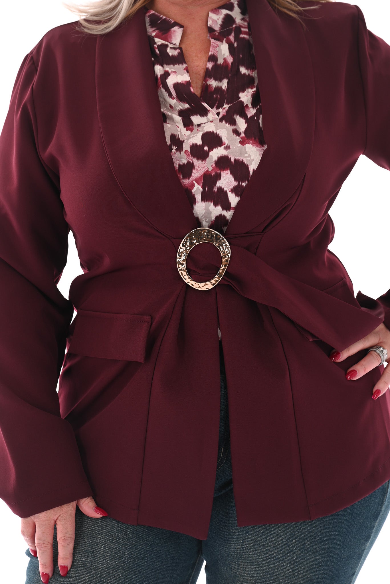 Blazer met ceintuur en gouden gesp bordeaux