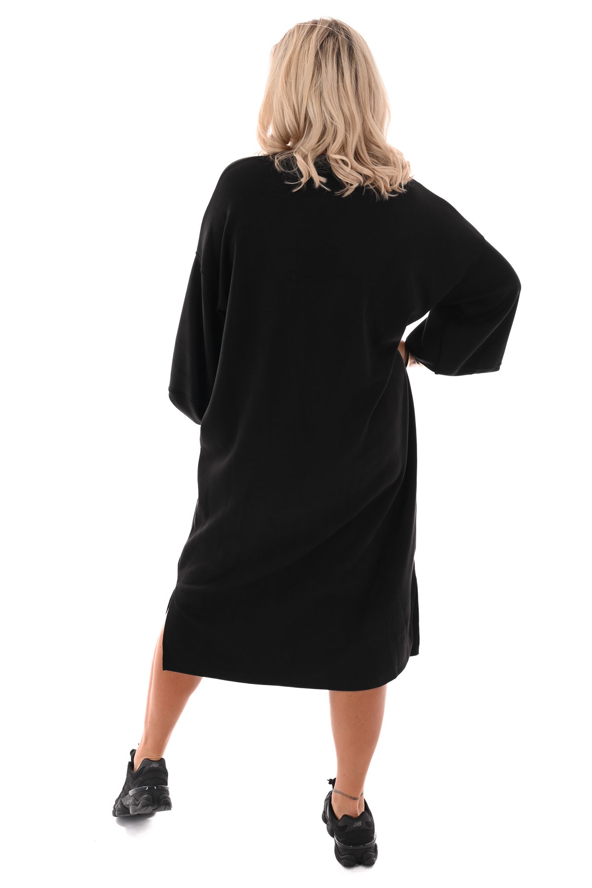 Lange sweaterdress met pofmouwen zwart