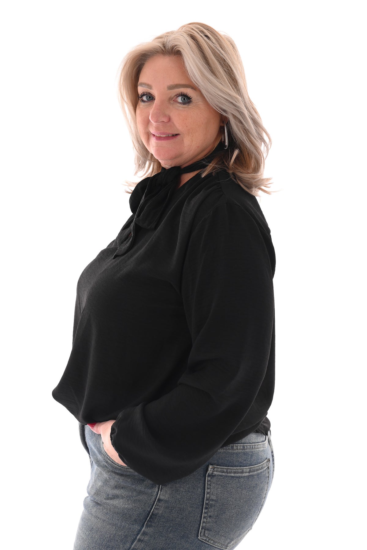 Blouse met strik zwart