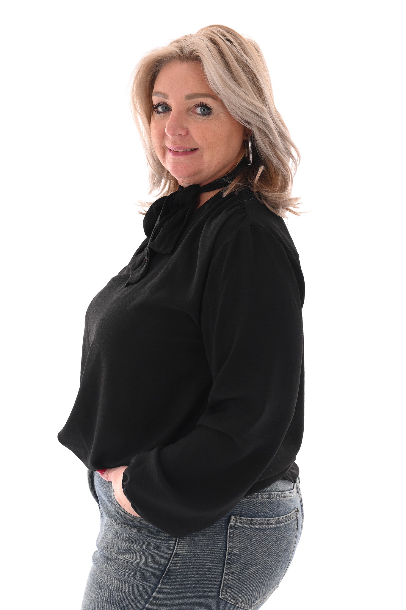 Blouse met strik zwart