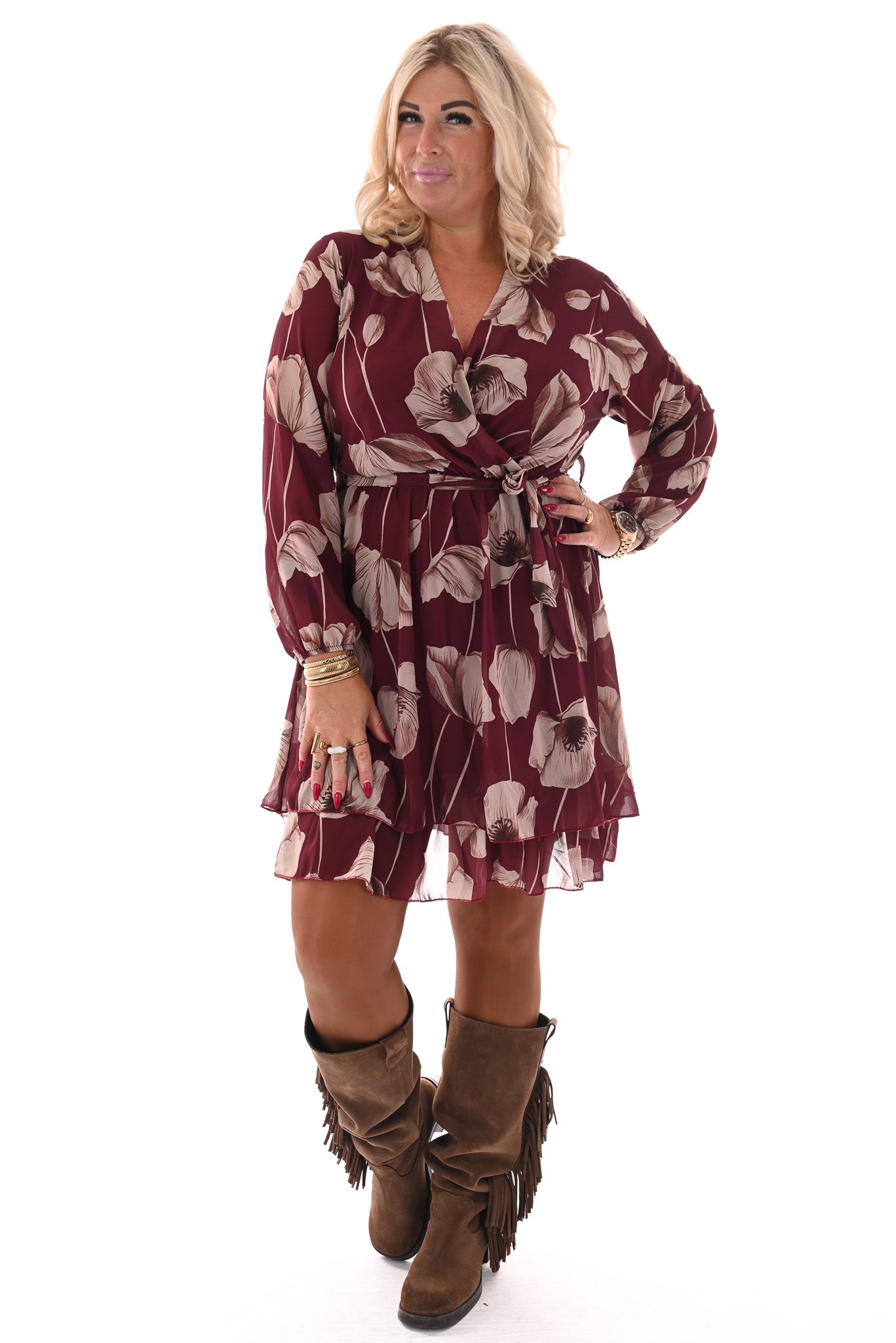 Korte jurk lange mouwen met ceintuur bloemenprint bordeaux