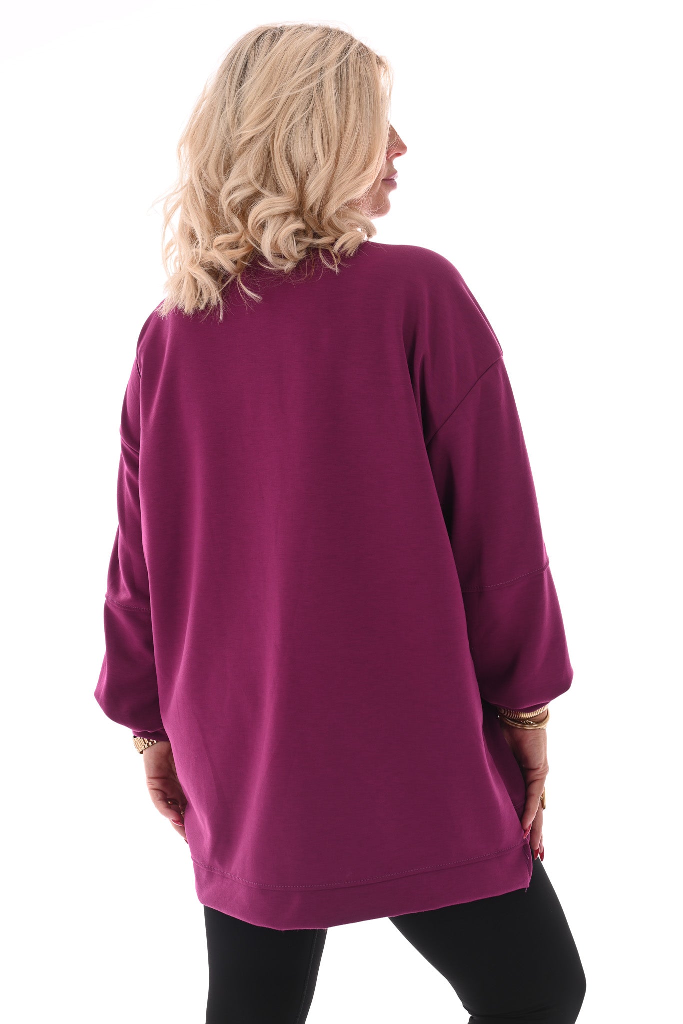 Sweater pofmouwen met applicatie magenta