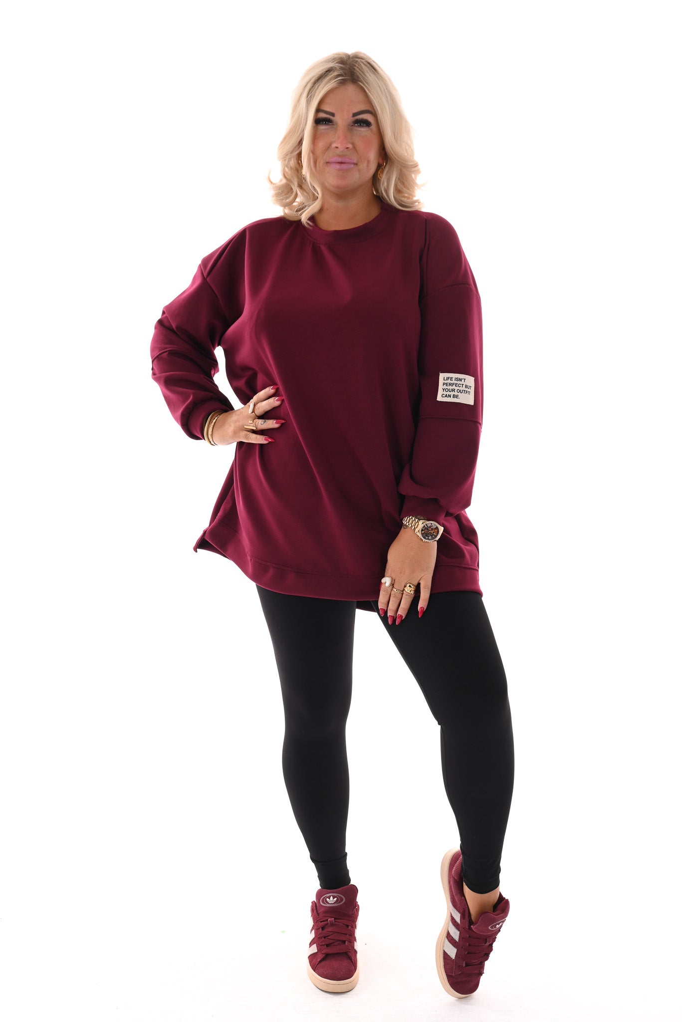 Sweater pofmouwen met applicatie bordeaux