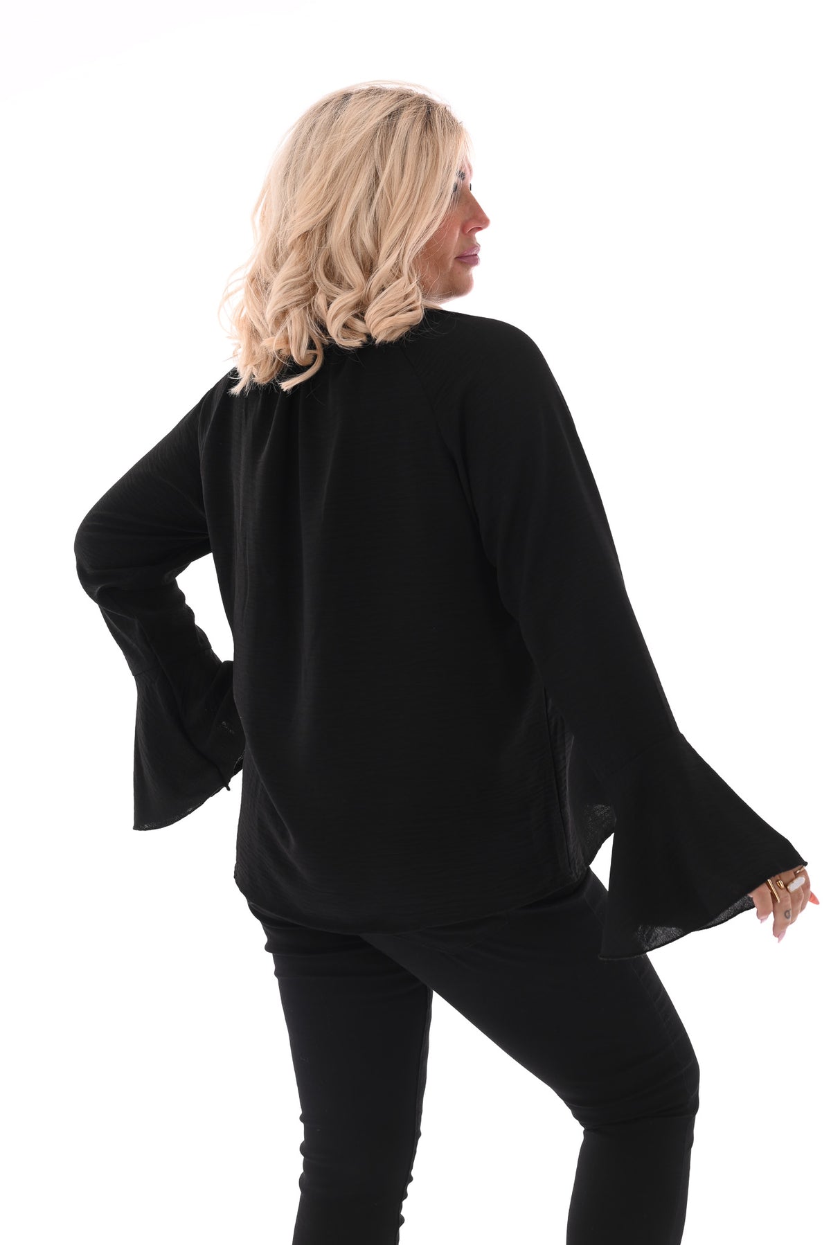 Blouse met roezels en trompetmouwen zwart