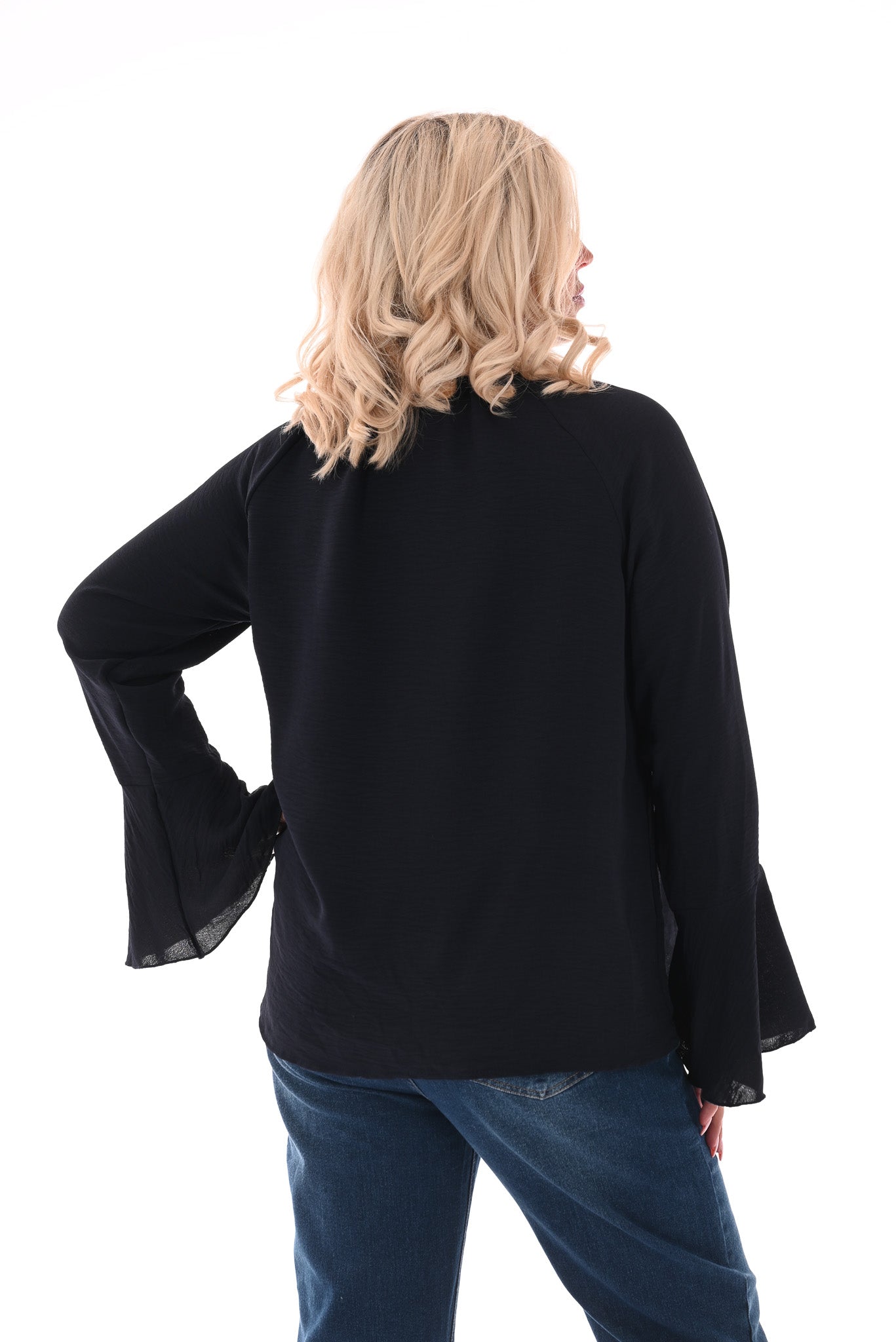 Blouse met roezels en trompetmouwen marineblauw
