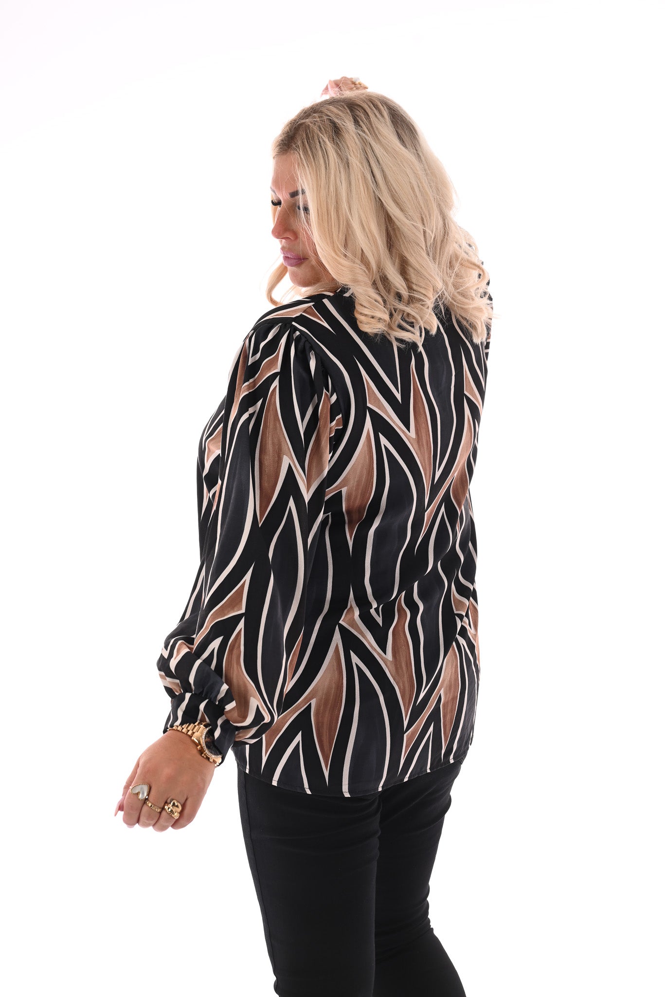 Top v-hals met print blad zwart